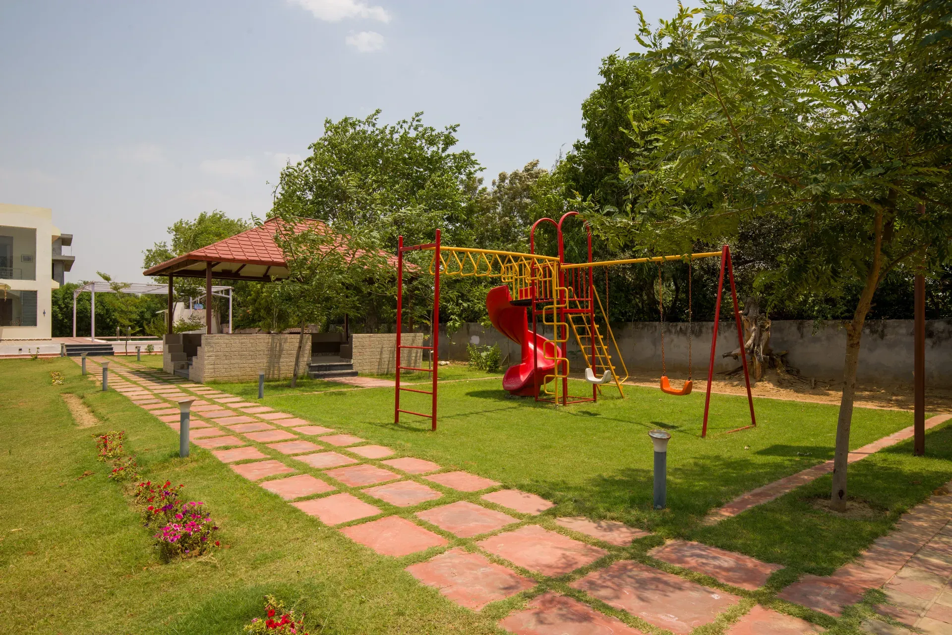 Raga Villa, Delhi NCR - Swing
