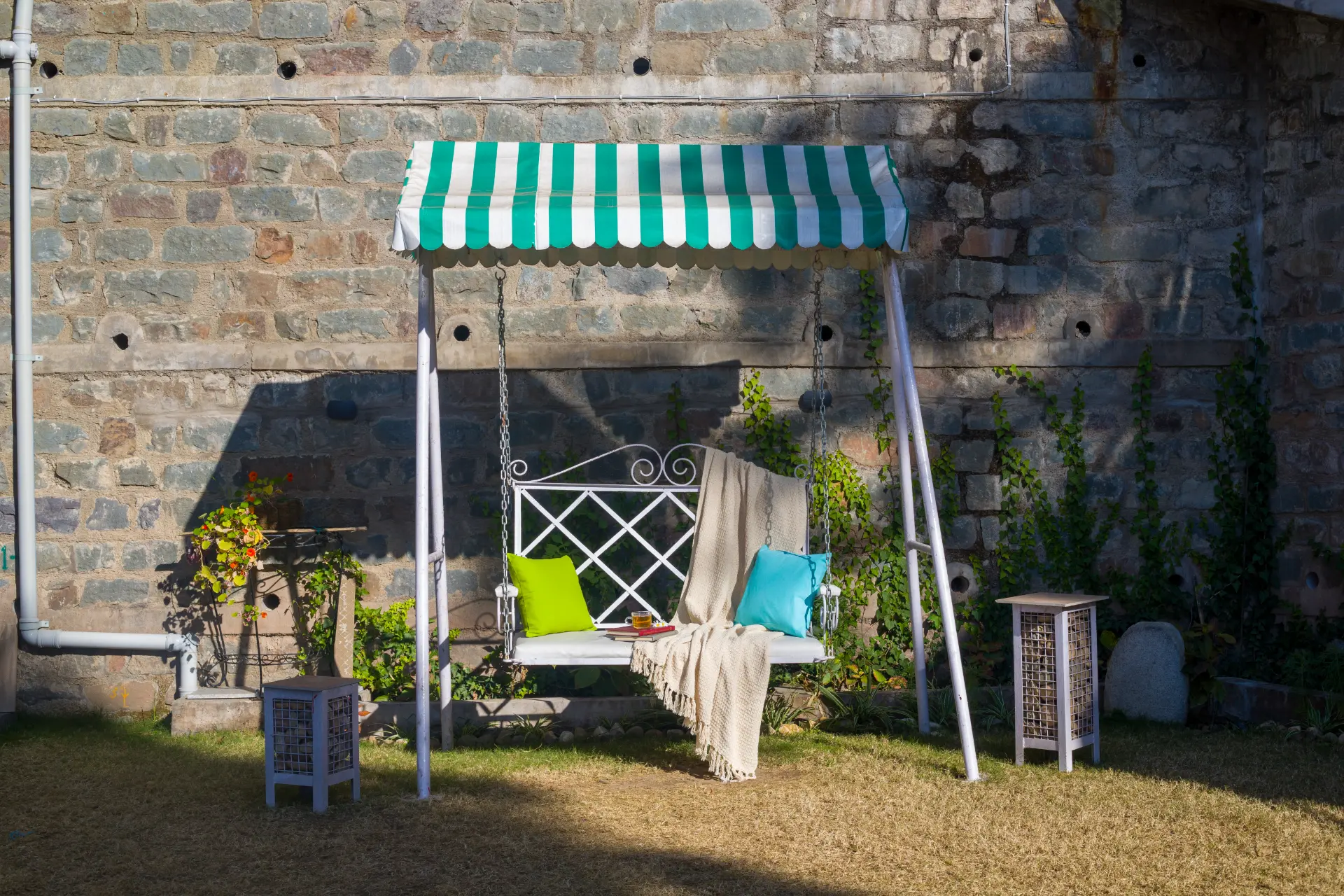 Cliff Side Villa | 3-BHK + Attic | Garden | Gazebo | Balconies | Scenic Views