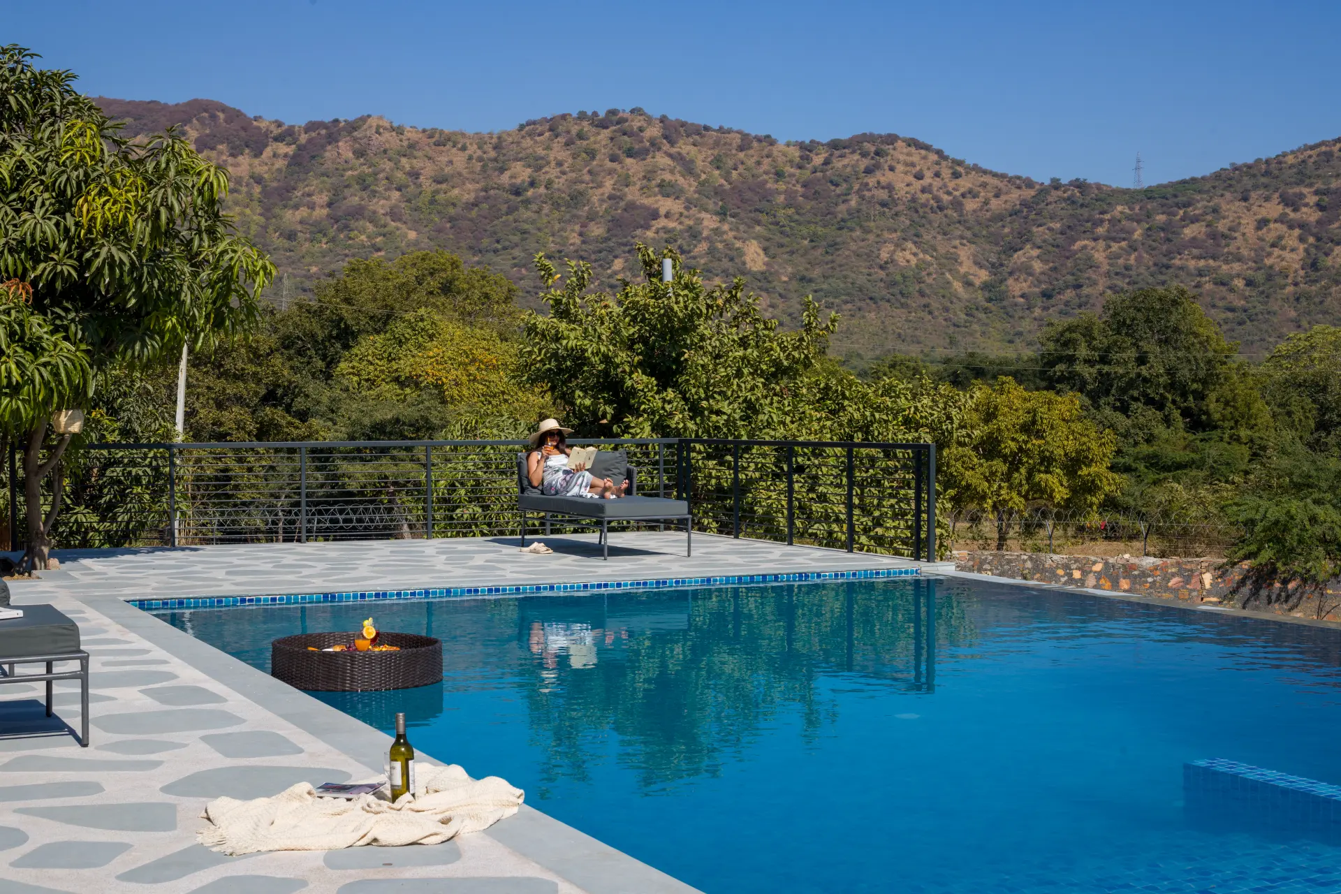 Swimming pool