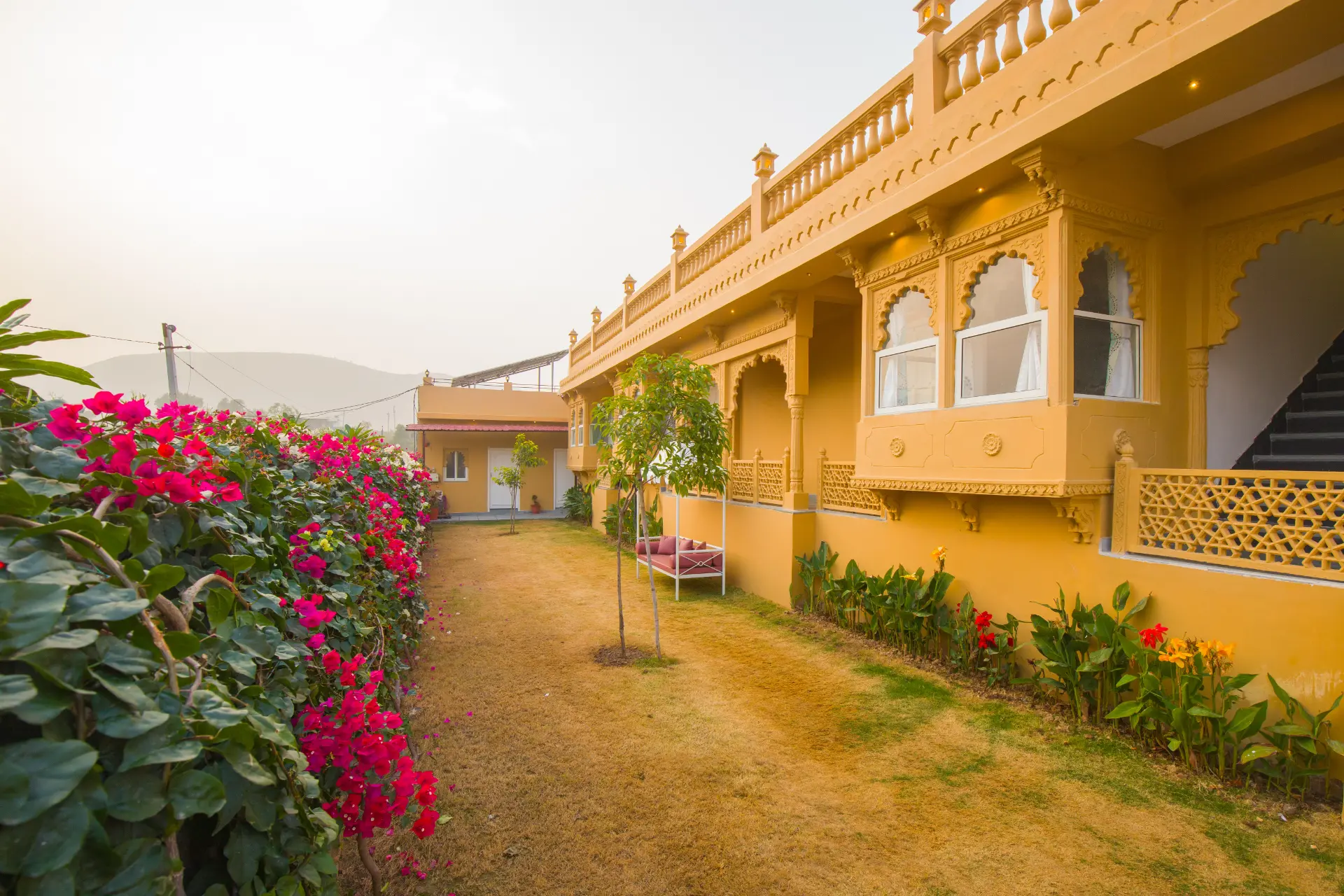 Amber Royale Villa - Udaipur - Garden
