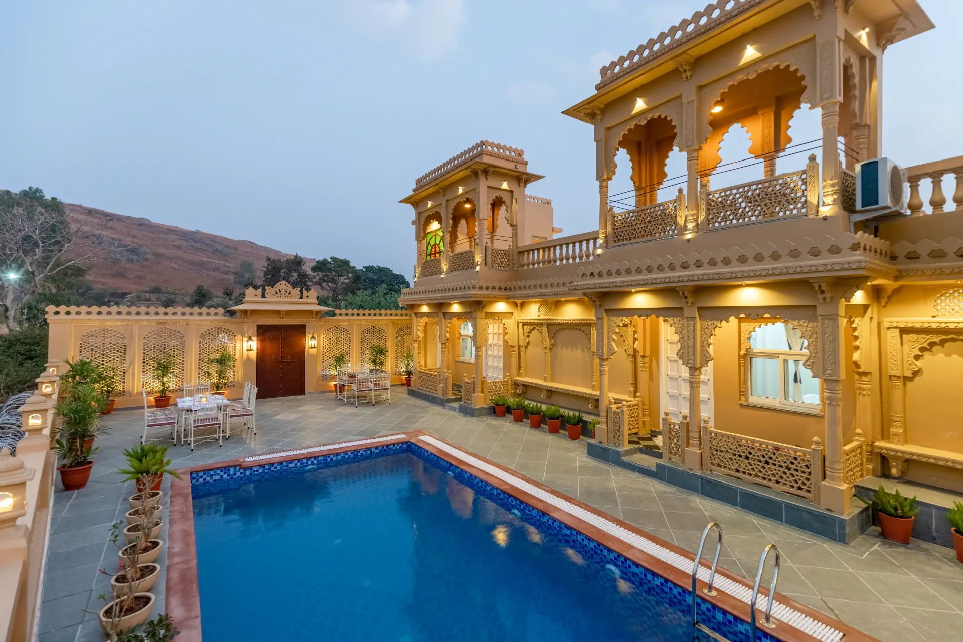 Amber Royale Villa - Udaipur - Swimming pool