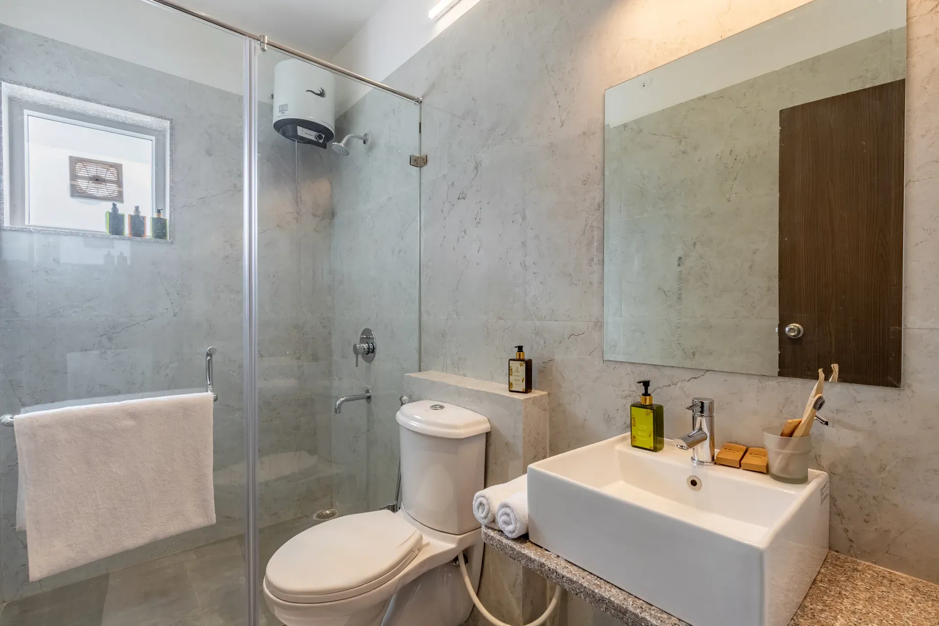 Zenna Villa, Udaipur - Bathroom