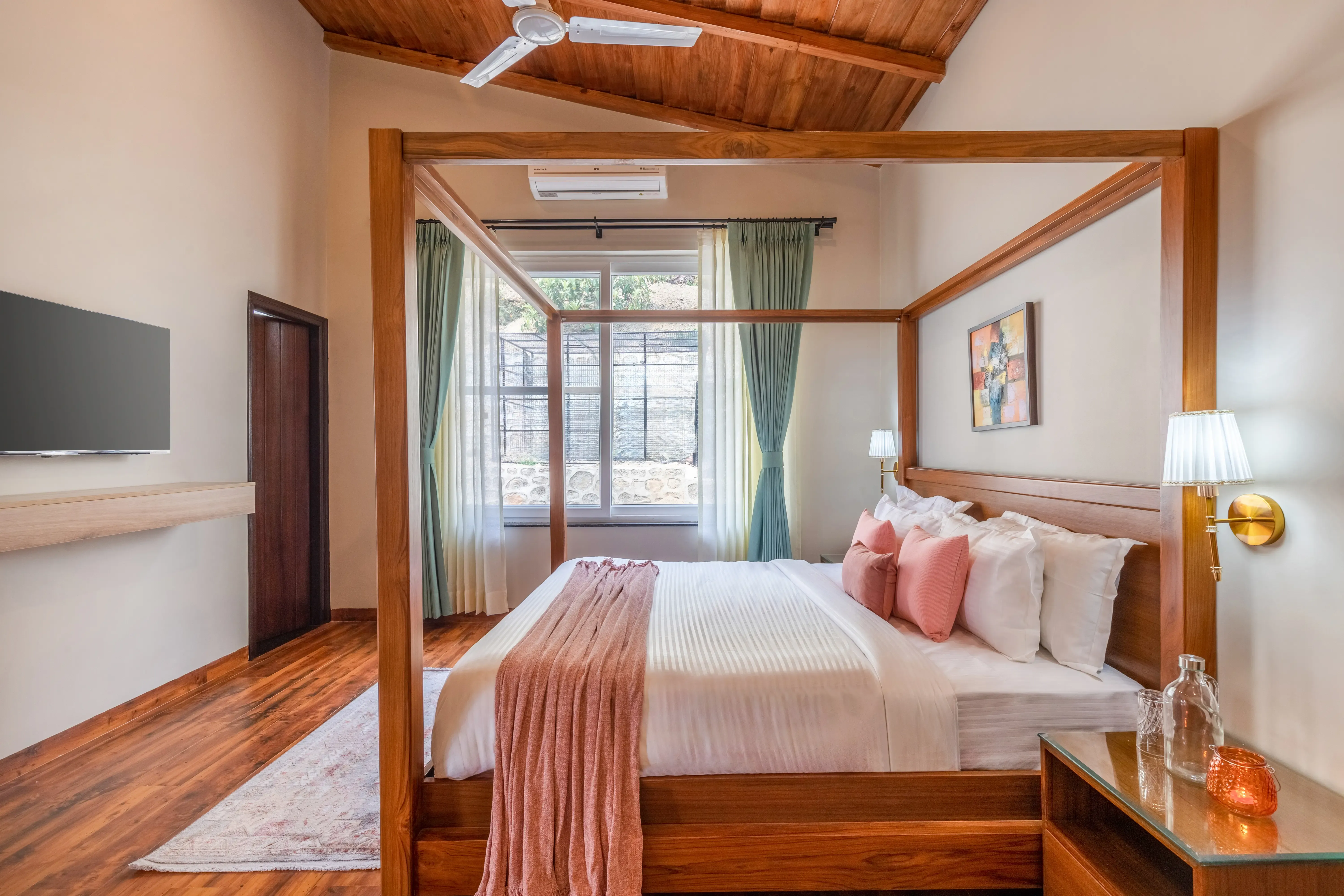 Twin Chalets Villa, Nainital - Bedroom 3