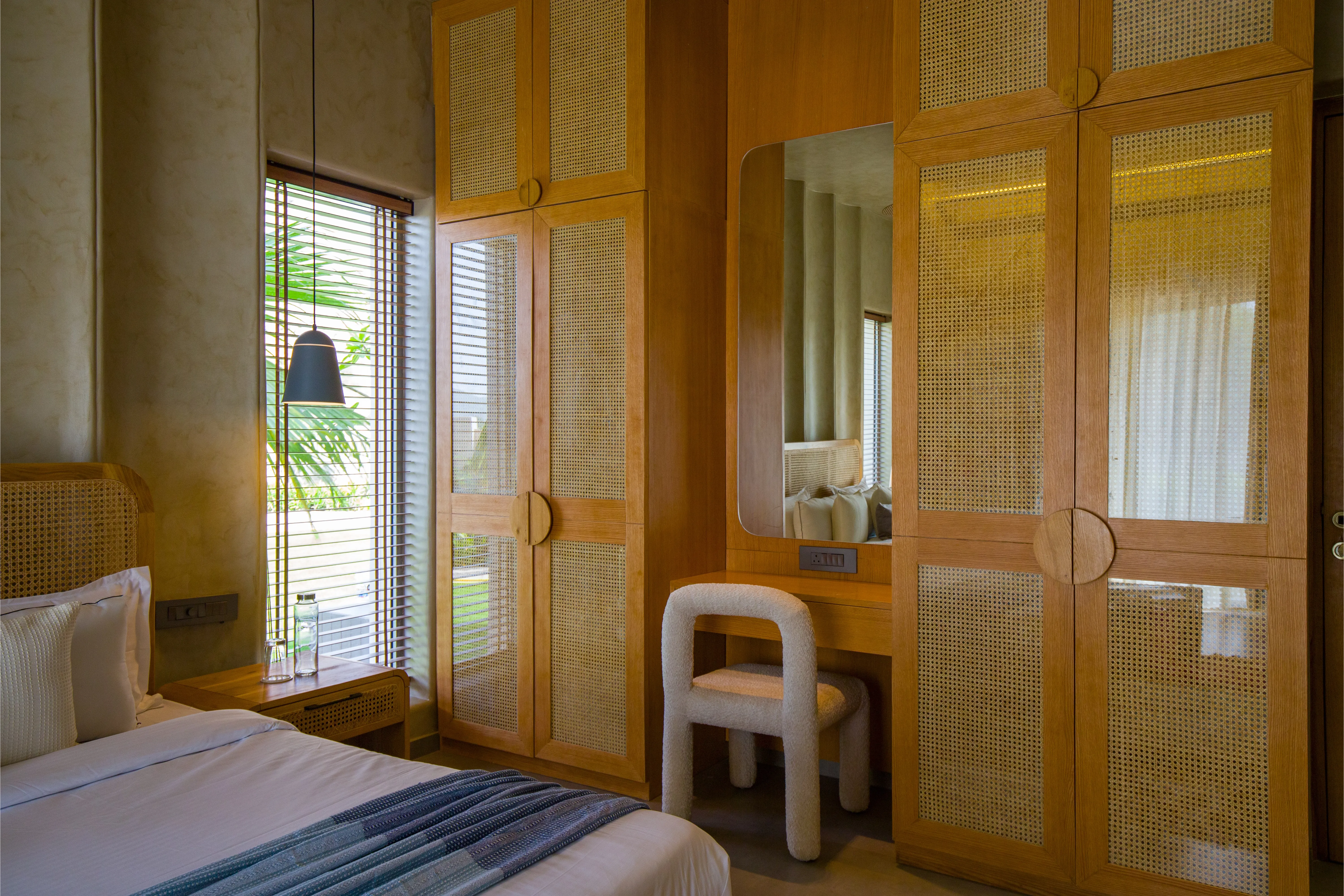 Wardrobe room 3