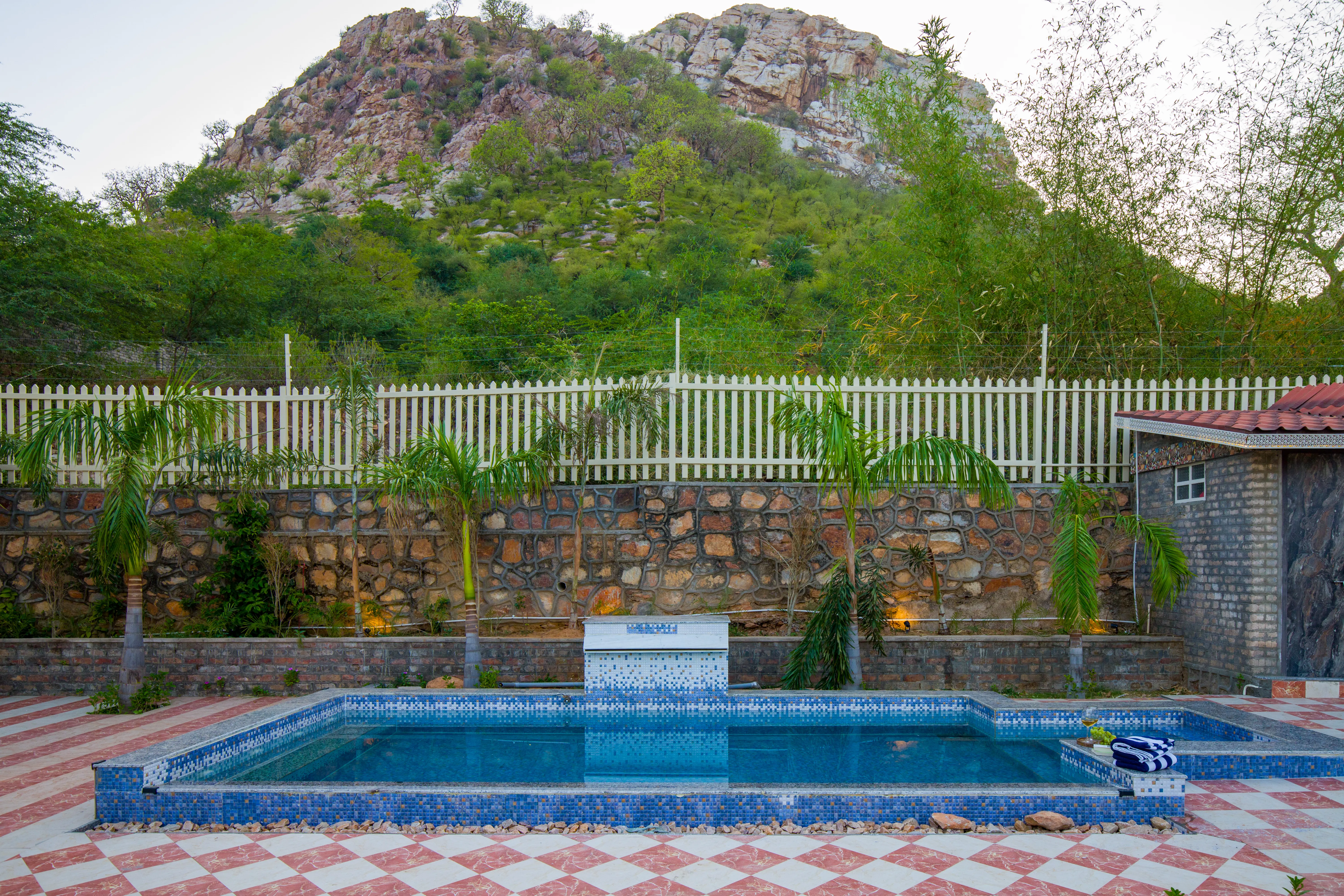 Swimming pool