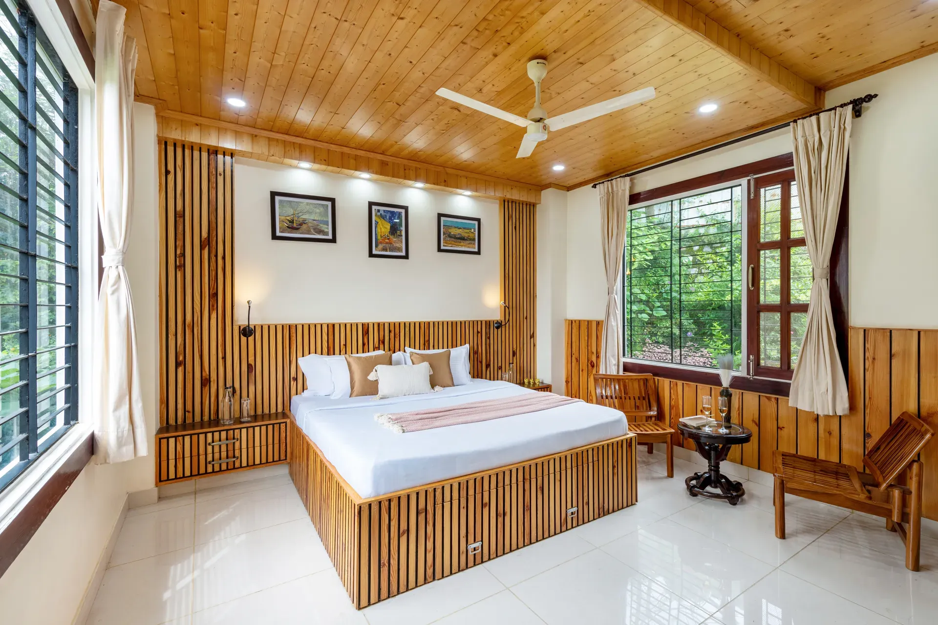Ahilya Villa, Bhimtal - Bedroom