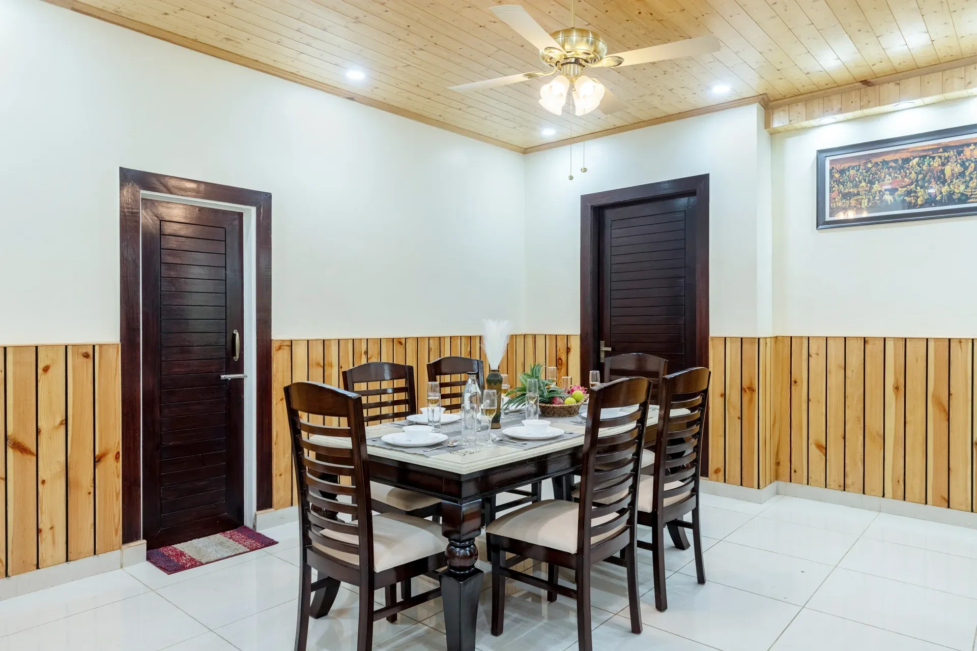 Ahilya Villa, Bhimtal - Dinning