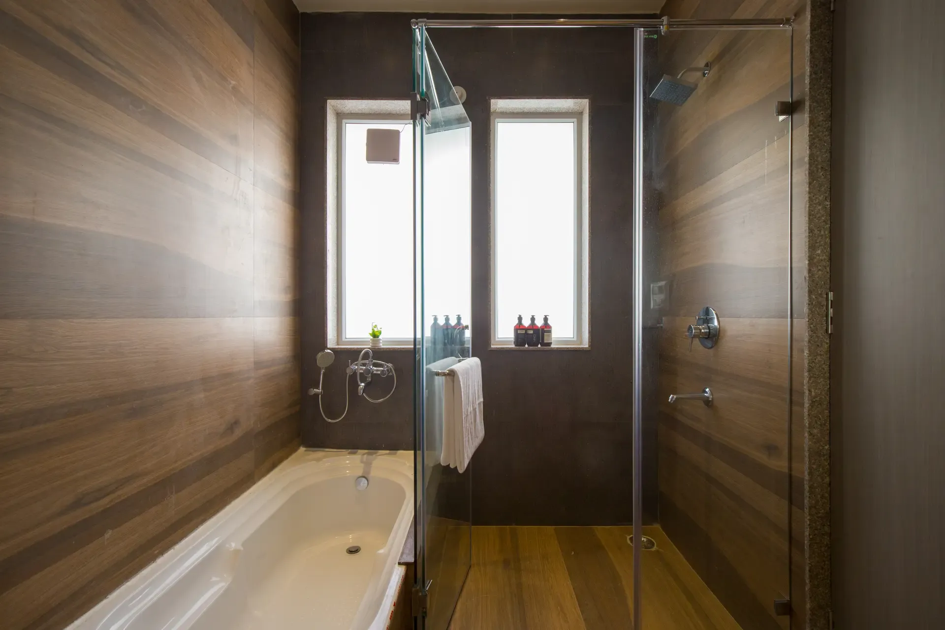 Shourya Sereno Villa, Udaipur - Bathroom
