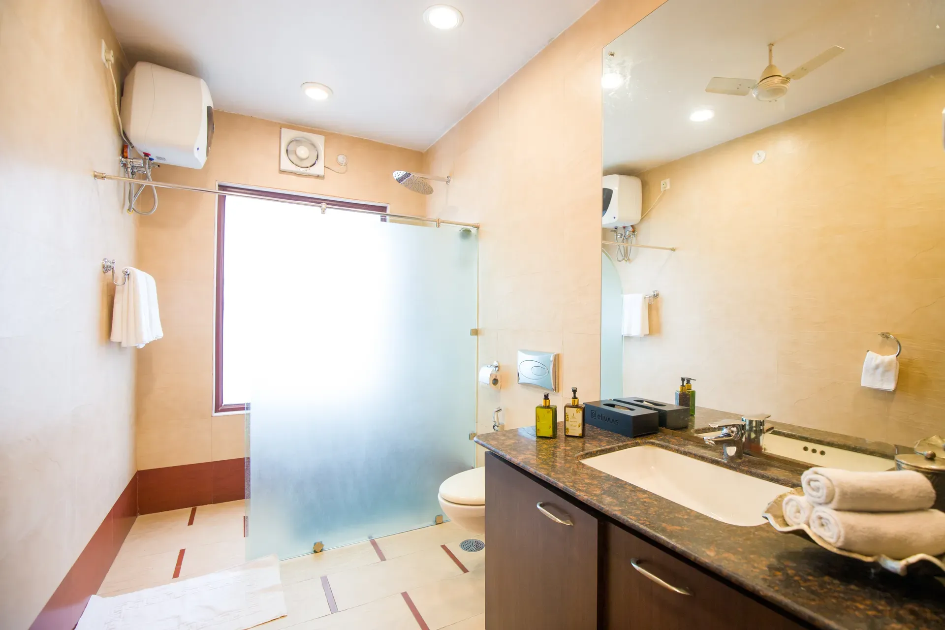 Lakeview Manor Villa, Bhimtal - Bathroom