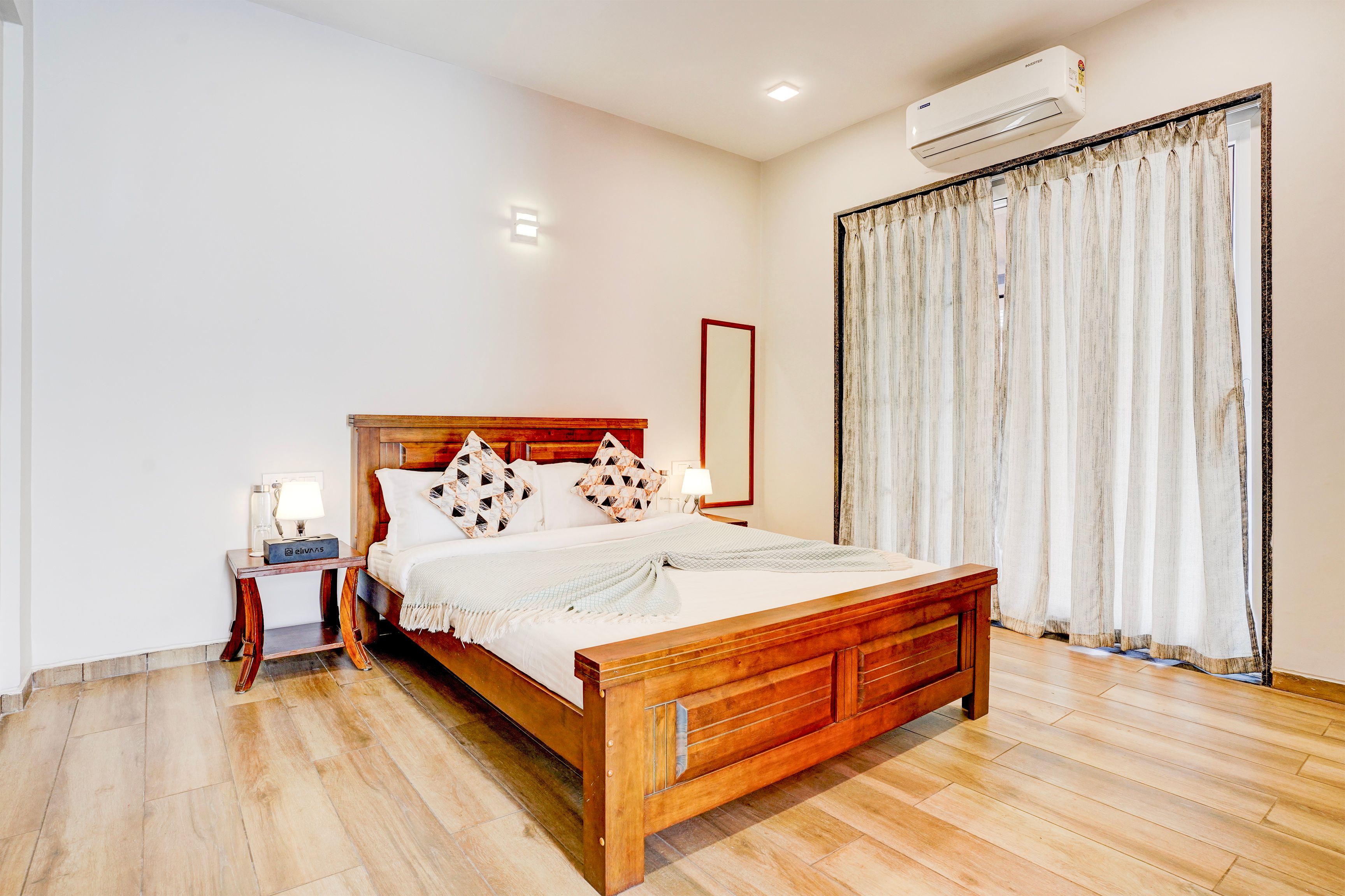 Aamy Villa, Lonavala - Bedroom 2