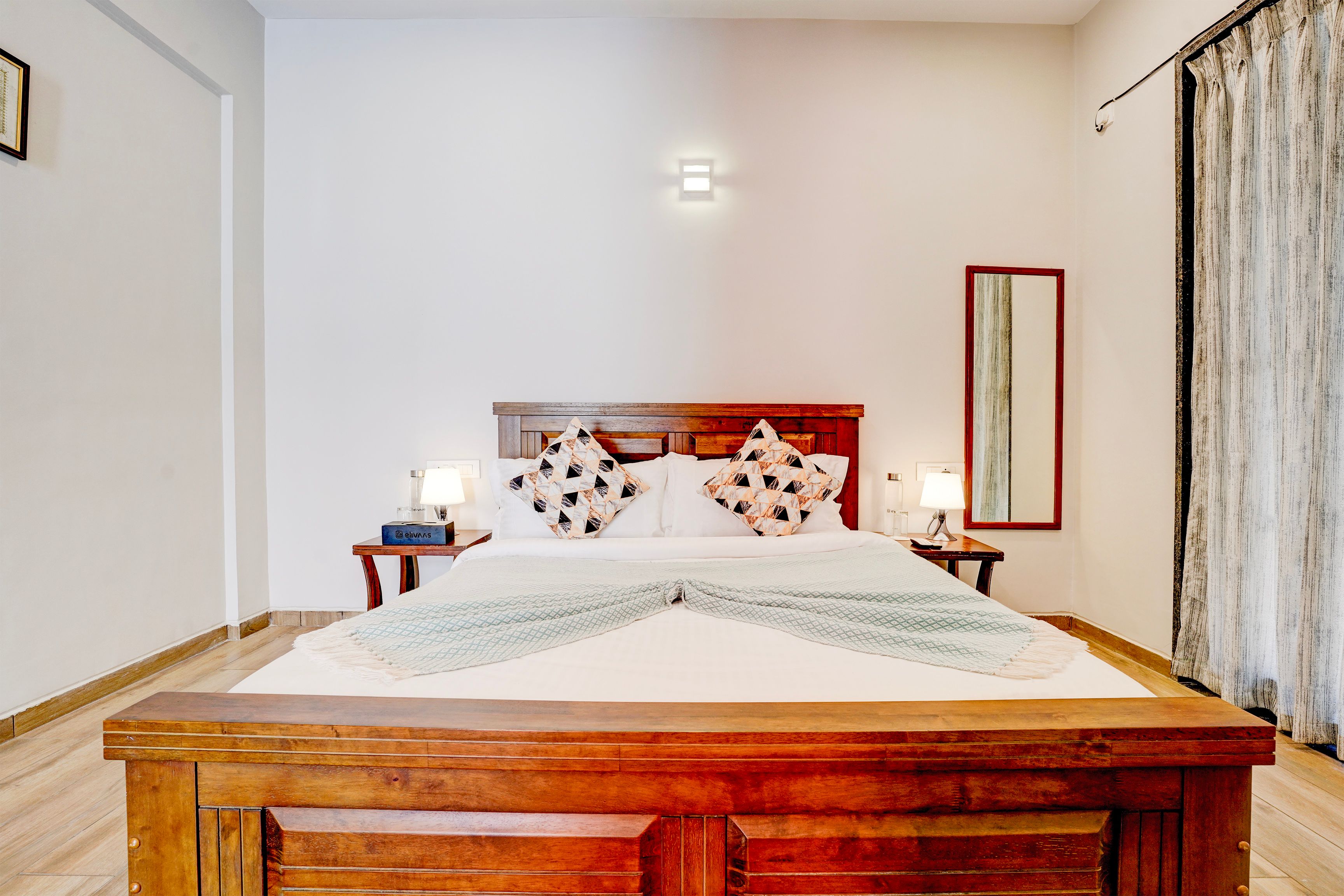 Aamy Villa, Lonavala - Bedroom 2