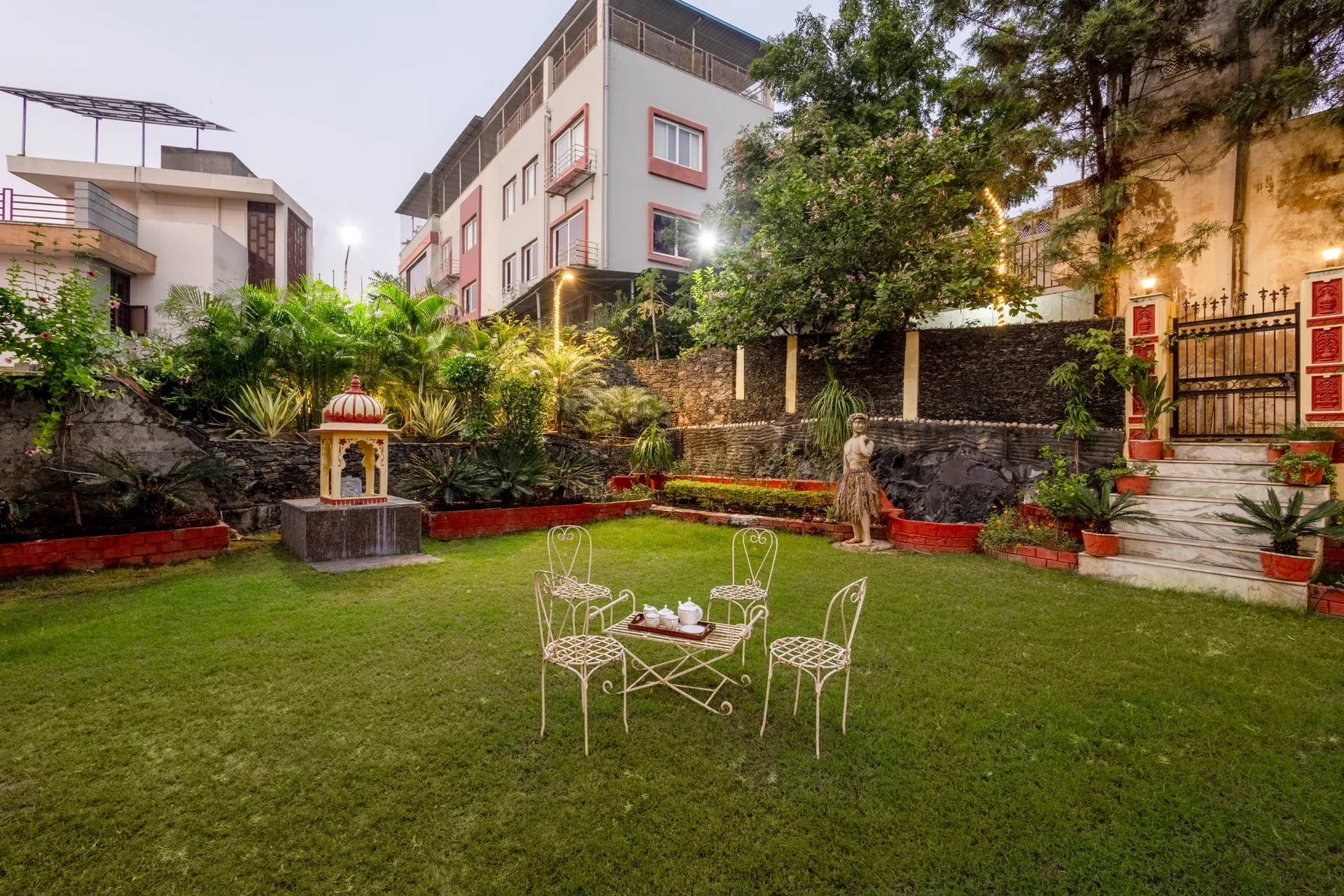 Abhimanyu Mansion Topaz | 2-BHK Haveli | Garden + Sit-Out Area | Central Location
