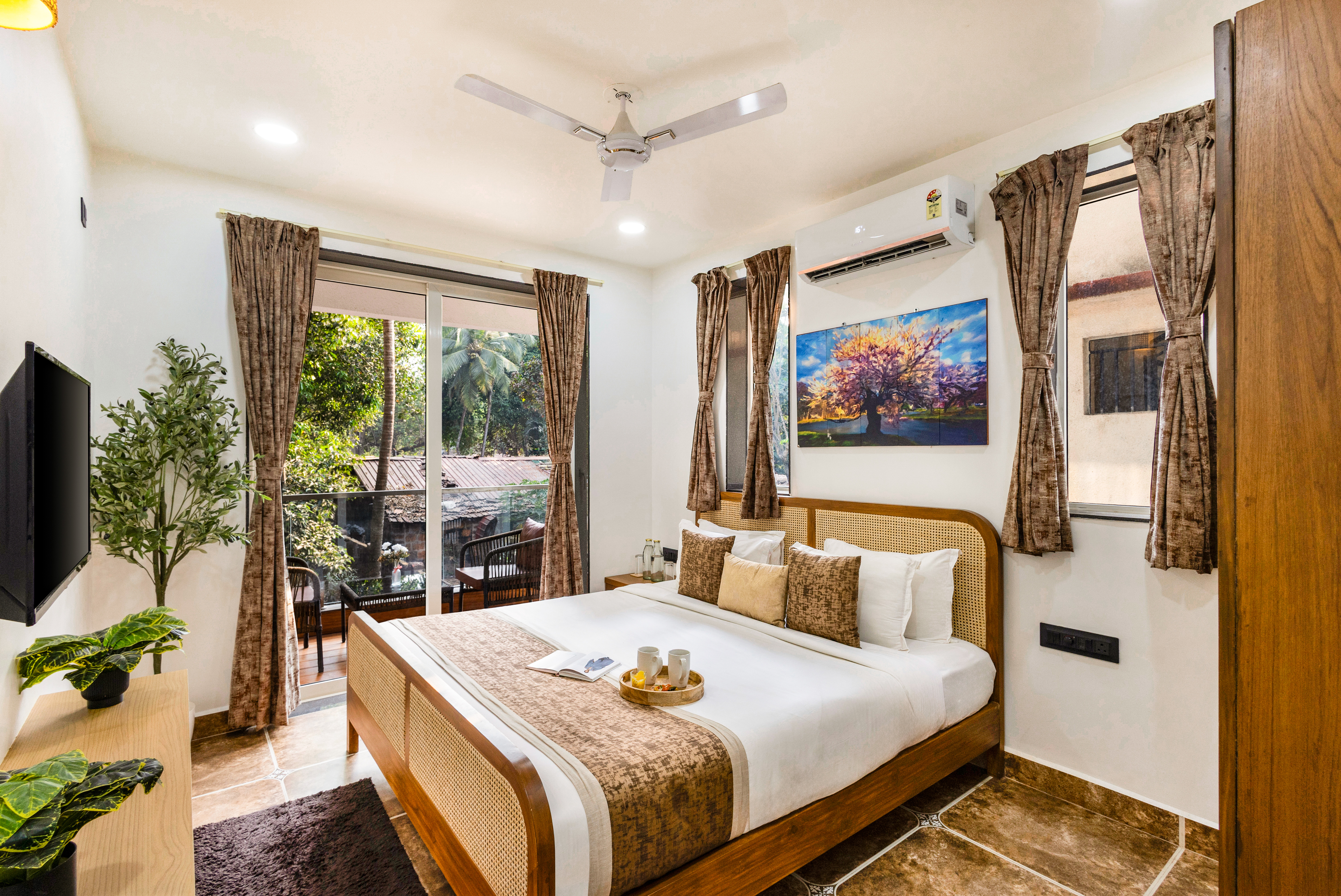 4-BHK Villa with Private Pool and Sit Out | Near Calangute Beach — photo 22