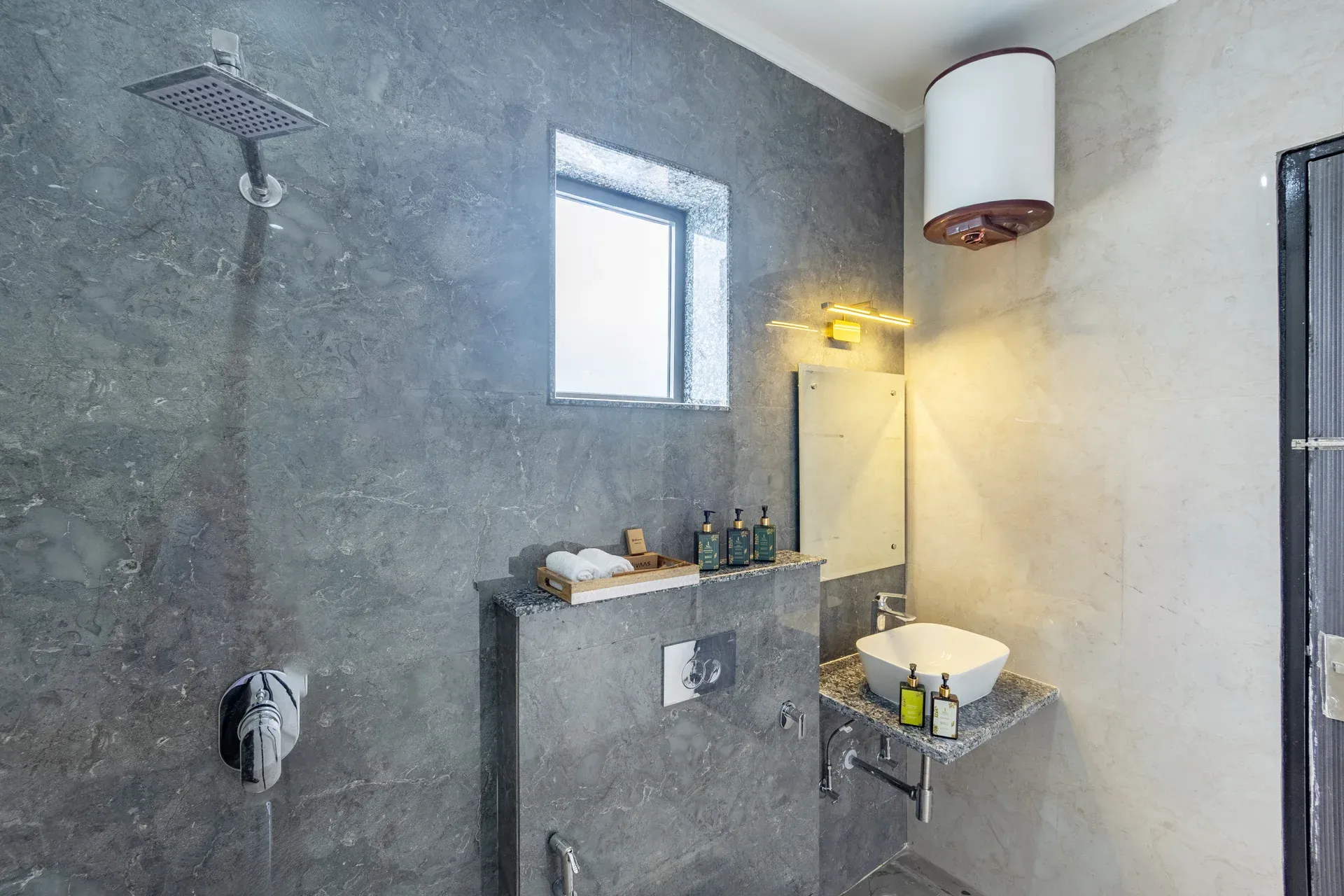 Zenora | Pet-friendly 5-BHK Farmhouse With Pvt Pool, Garden & Terrace 