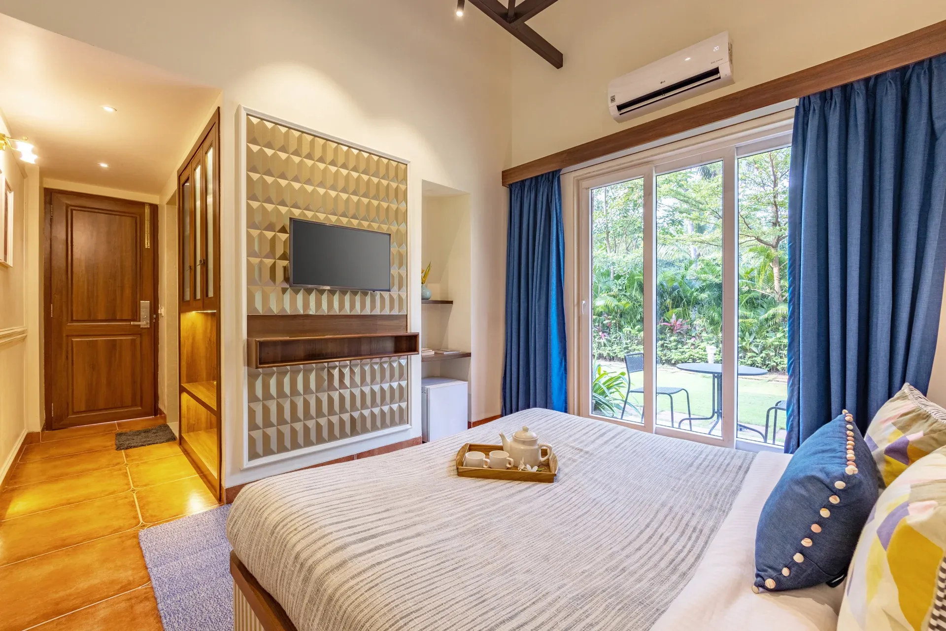 Liora Villa, Alibaug - Bedroom