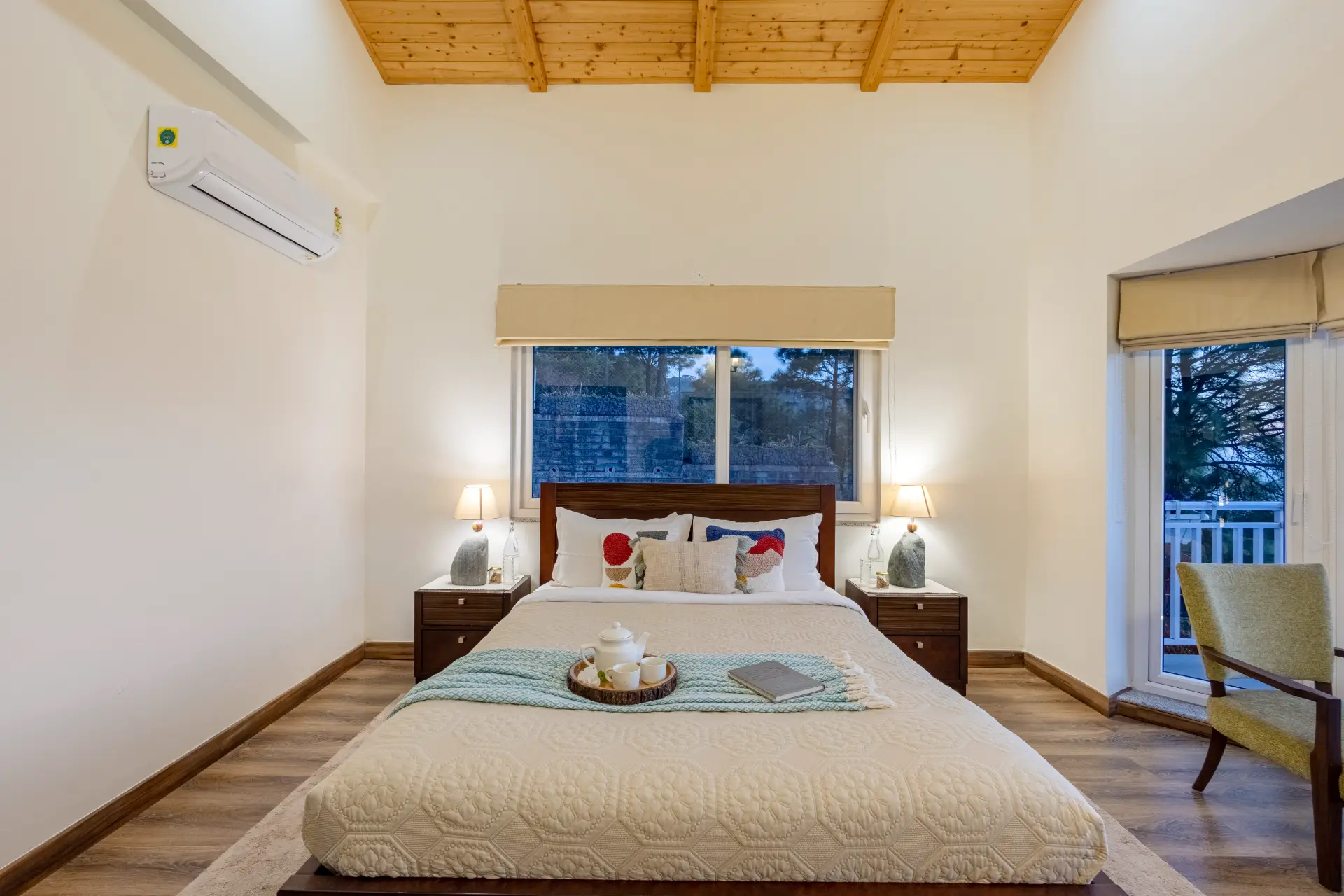 Cliff Side Villa | 3-BHK + Attic | Garden | Gazebo | Balconies | Scenic Views