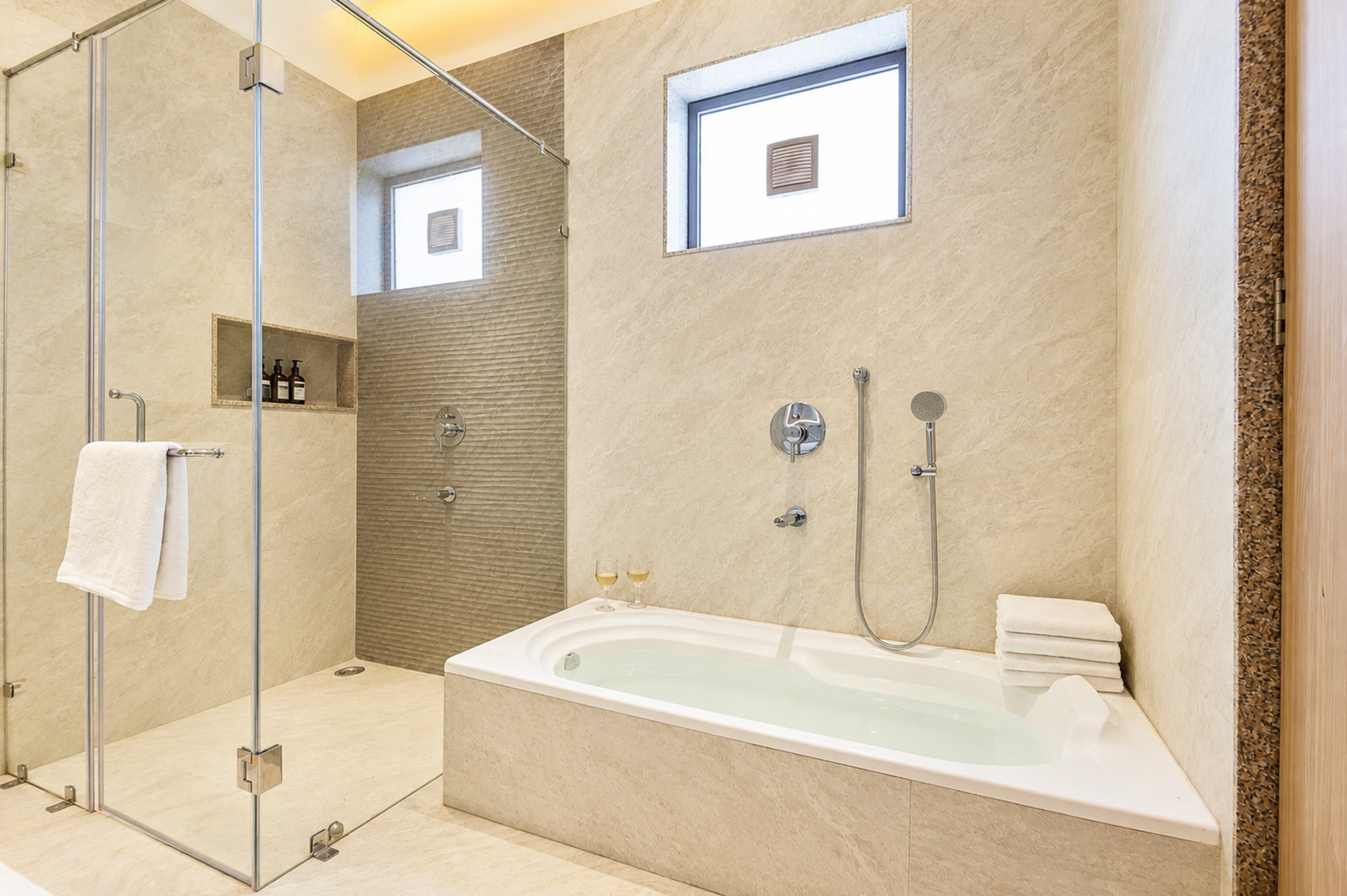 4 BHK Villa with Private Pool, Garden Sit-Out & Aravalli Hill Views — photo 14