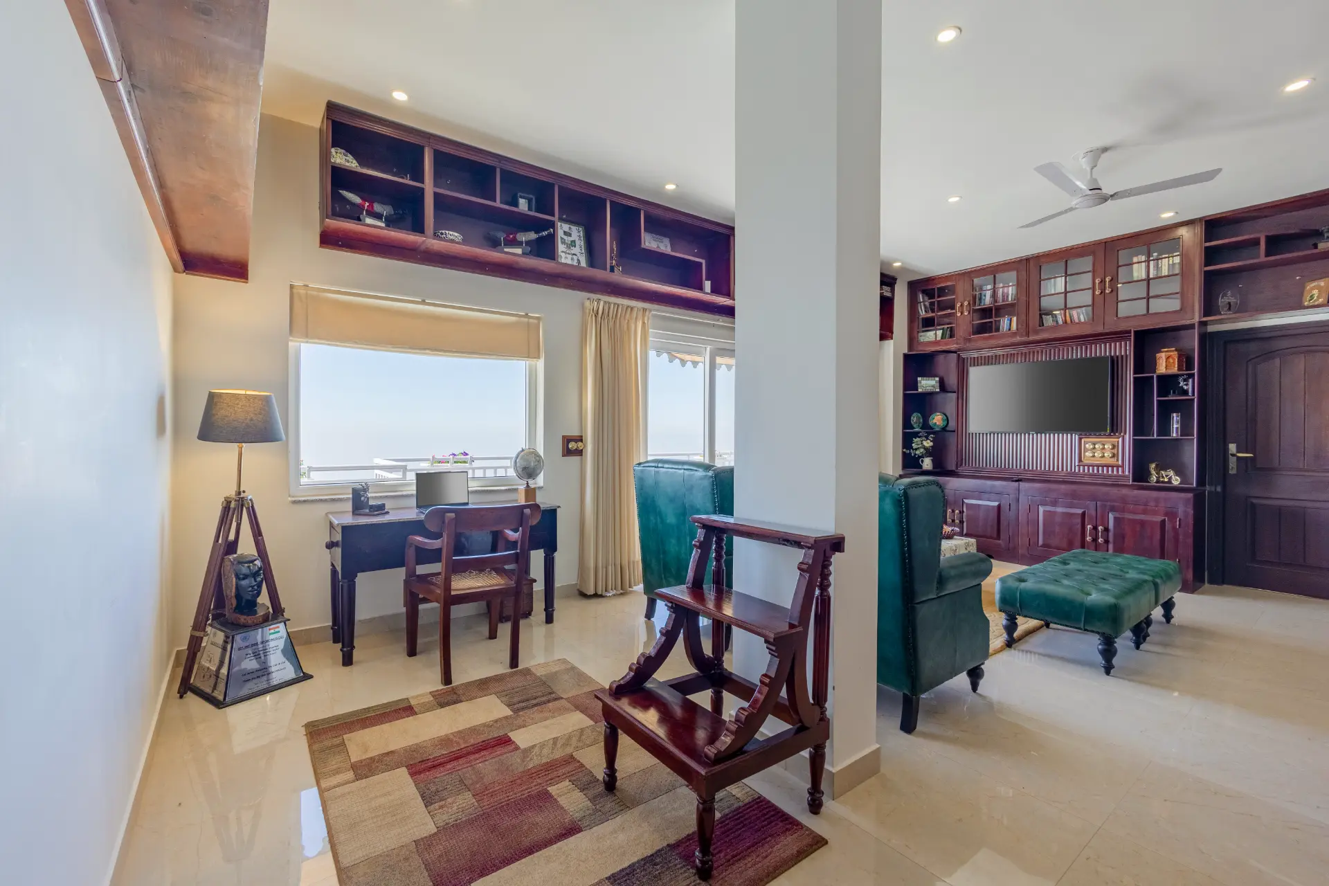 Pinehill Manor Villa, Kasauli - Living Room 5