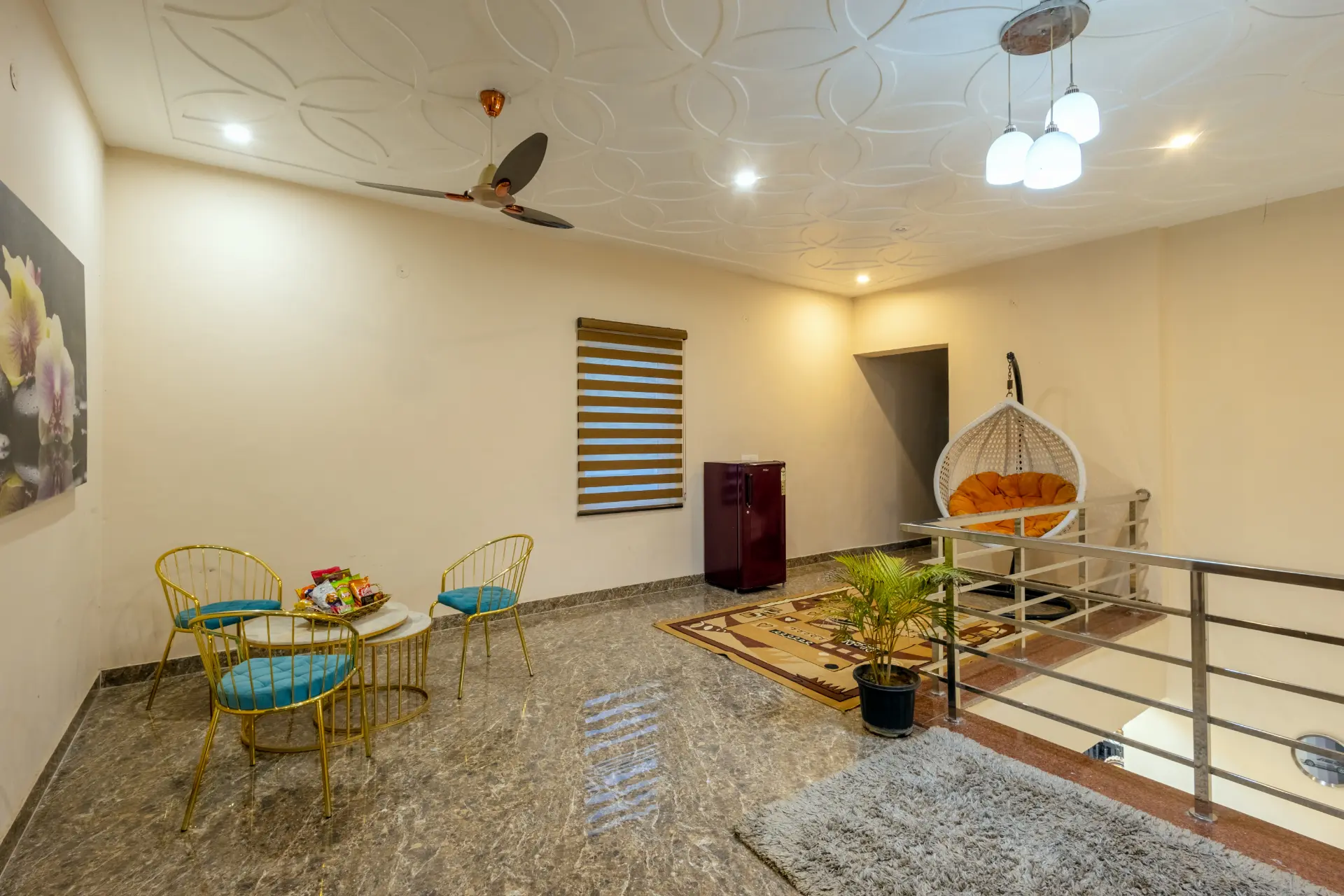 Lounge area