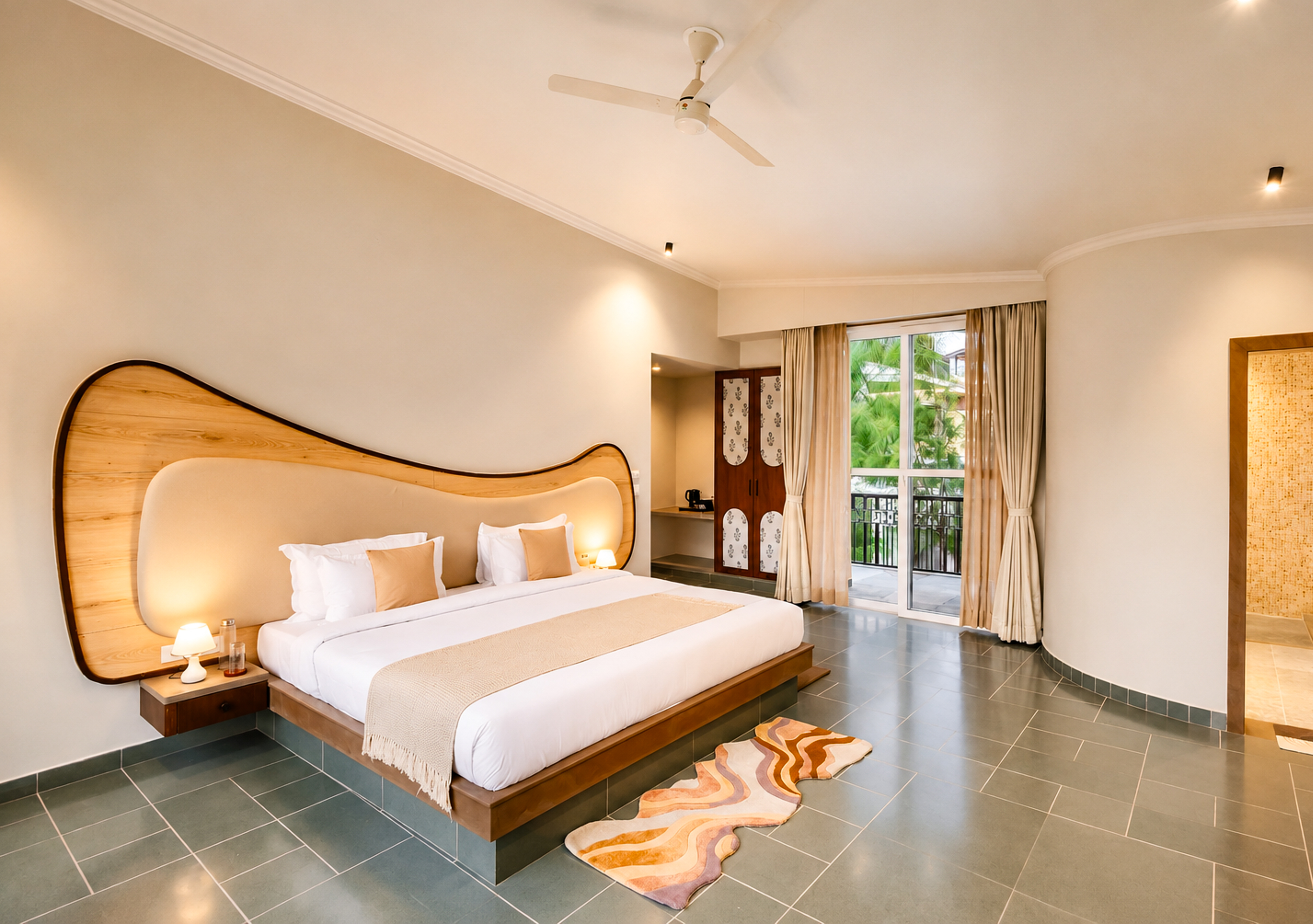 Pet-Friendly 1-Room Hotel Suite with Aravalli Hill Views — photo 7