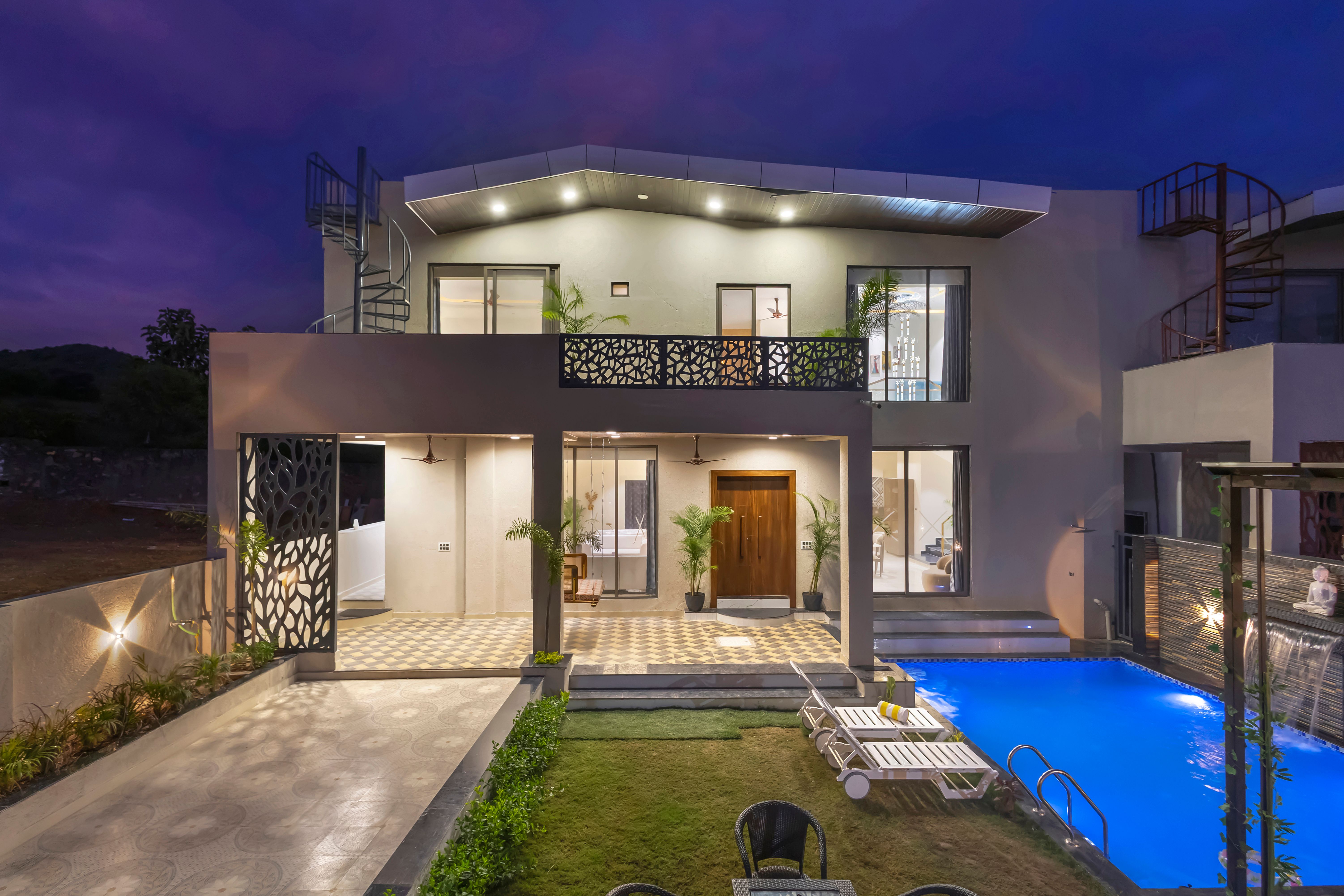 Shreya Blossom Retreat | 4-BHK Villa With Private Pool, Gazebo, Garden, Bar & Scenic Aravali Views