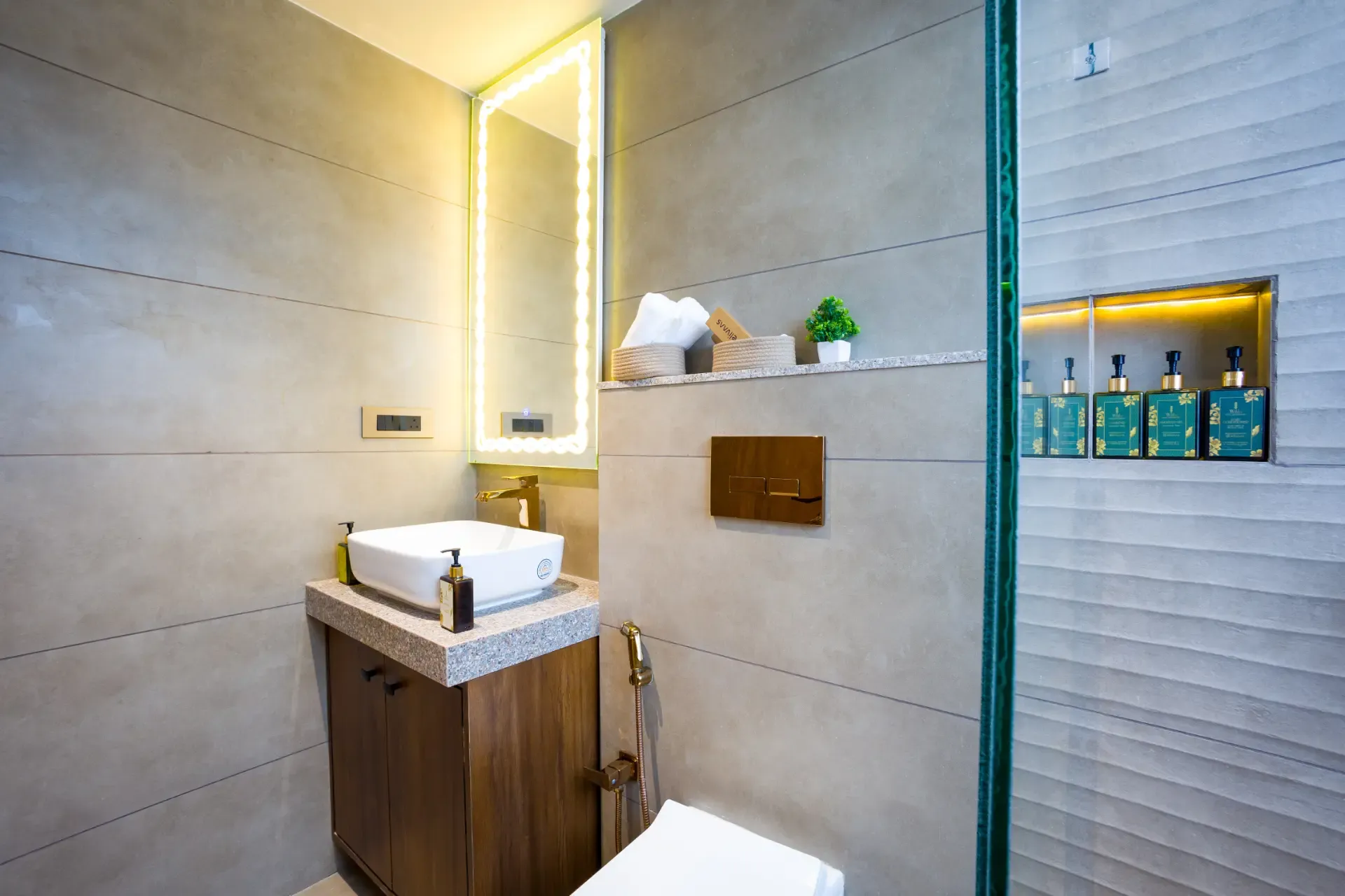 Cows & Cuddles Villa, Udaipur - Bathroom 1