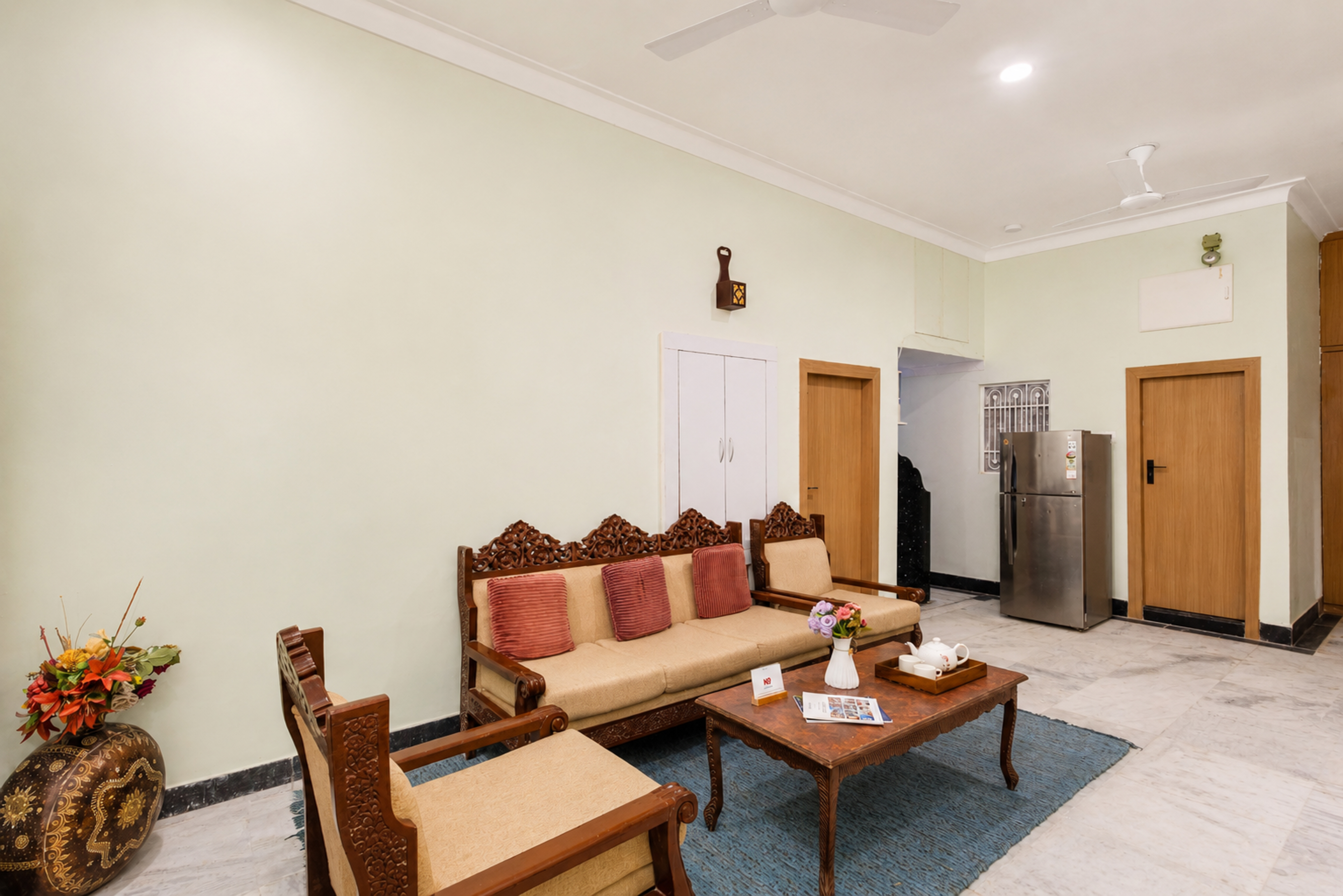 3-BHK Retreat with Bathtub, Private Pool & Garden near Karni Mata Temple — photo 3