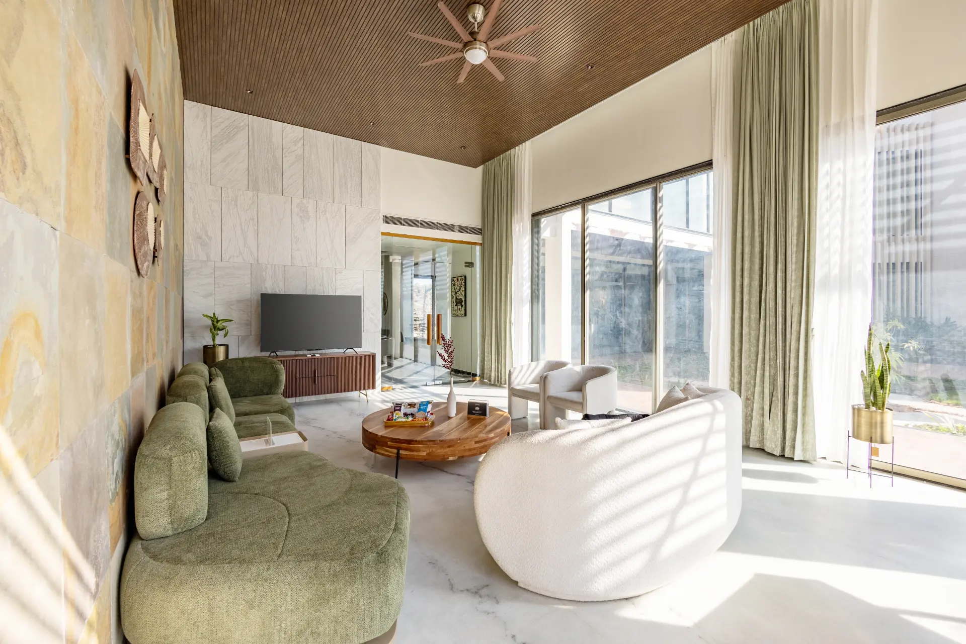  Kvanya Mansion Villa, Udaipur - Living room 