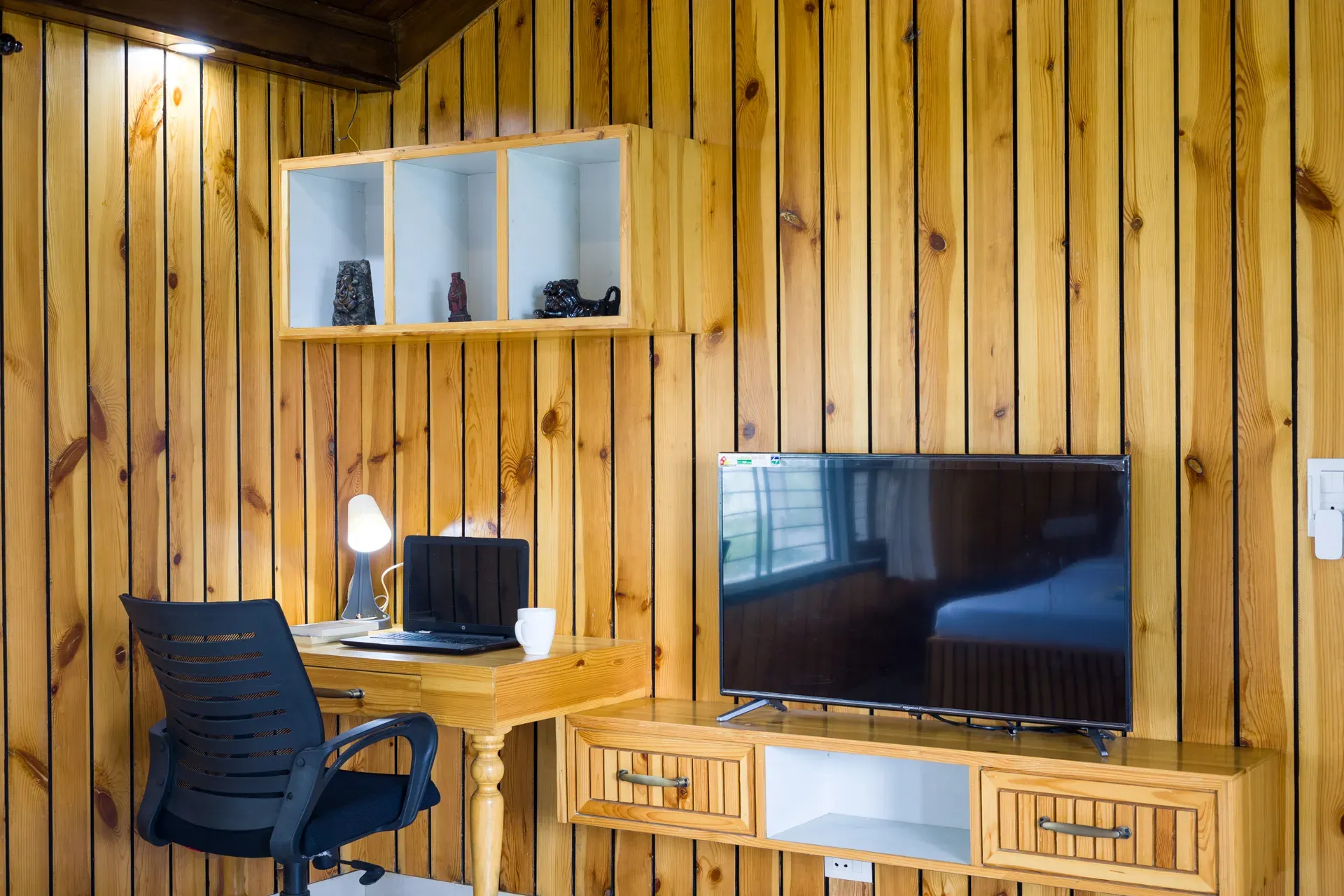 Ahilya Villa, Bhimtal - Work Place