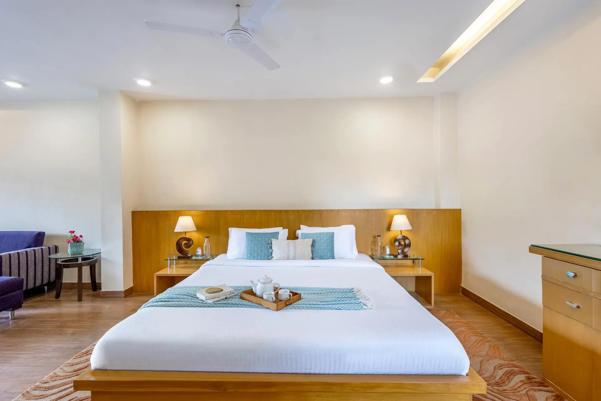 Lakeview Manor Villa, Bhimtal - Bedroom