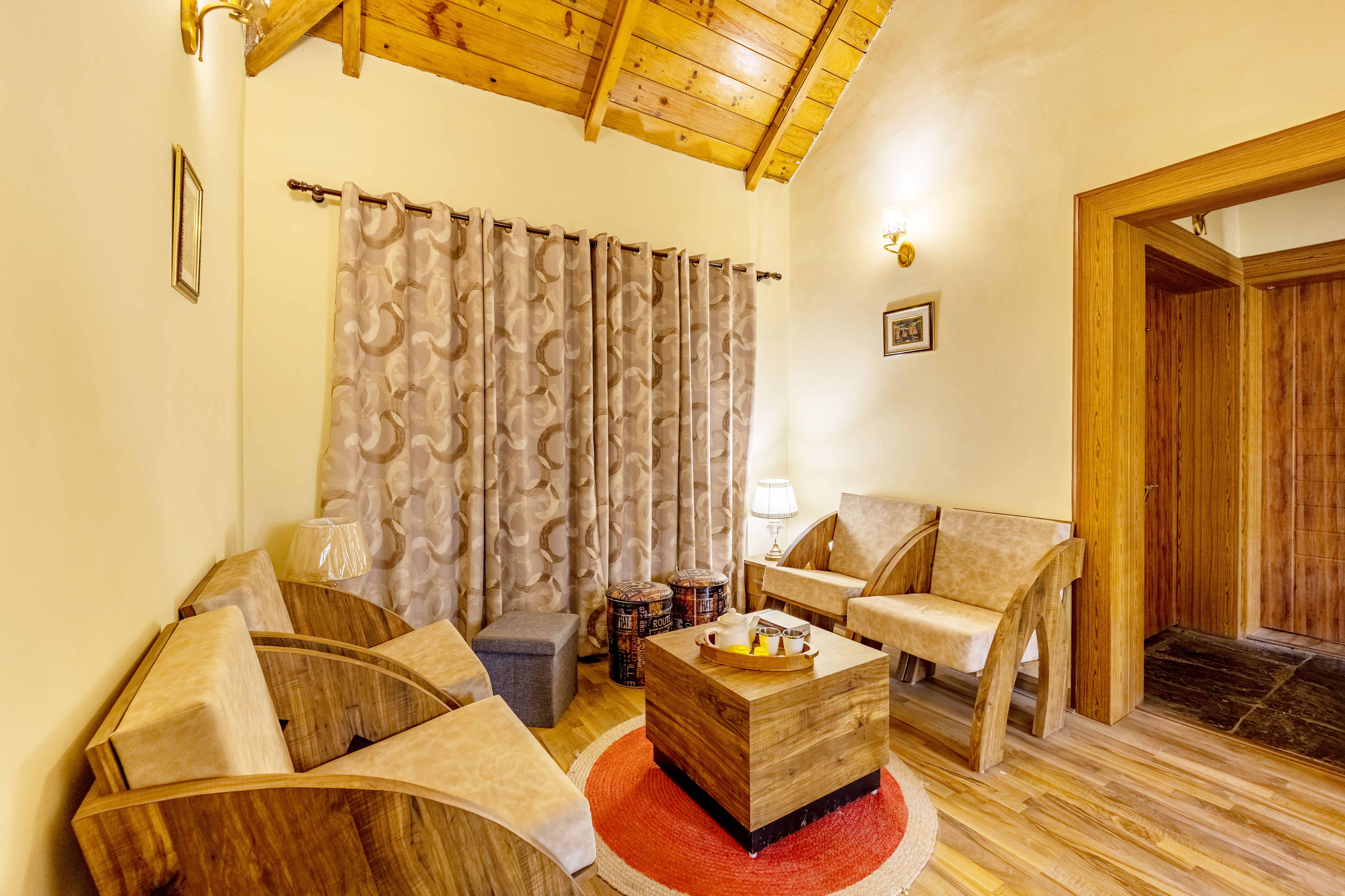 Living area 2 (Attic)