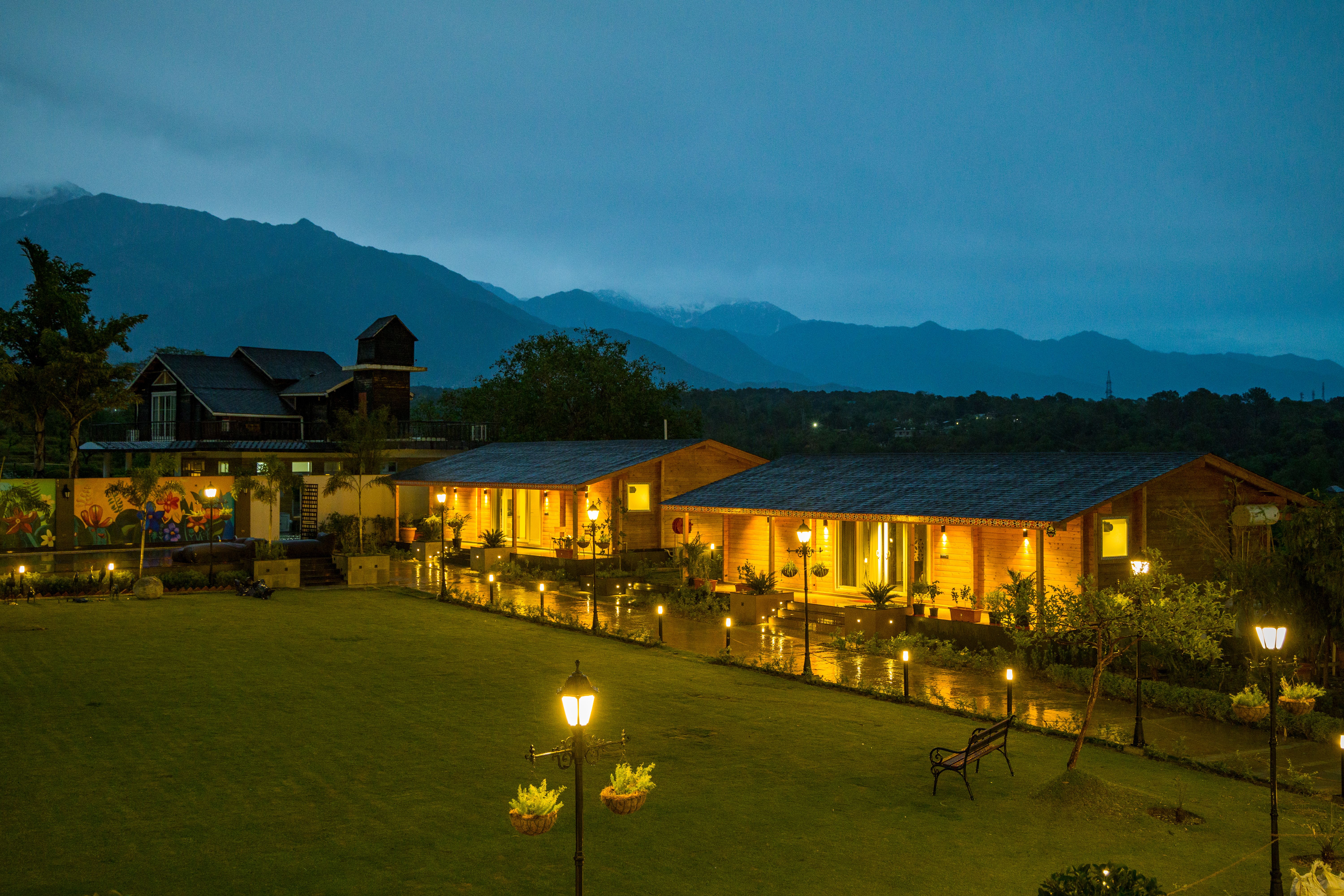 Esh Cottages Moss | Hilltop 2-BHK Retreat with Open-air Jacuzzi, Shared Garden, Pool & Cosy Lounge