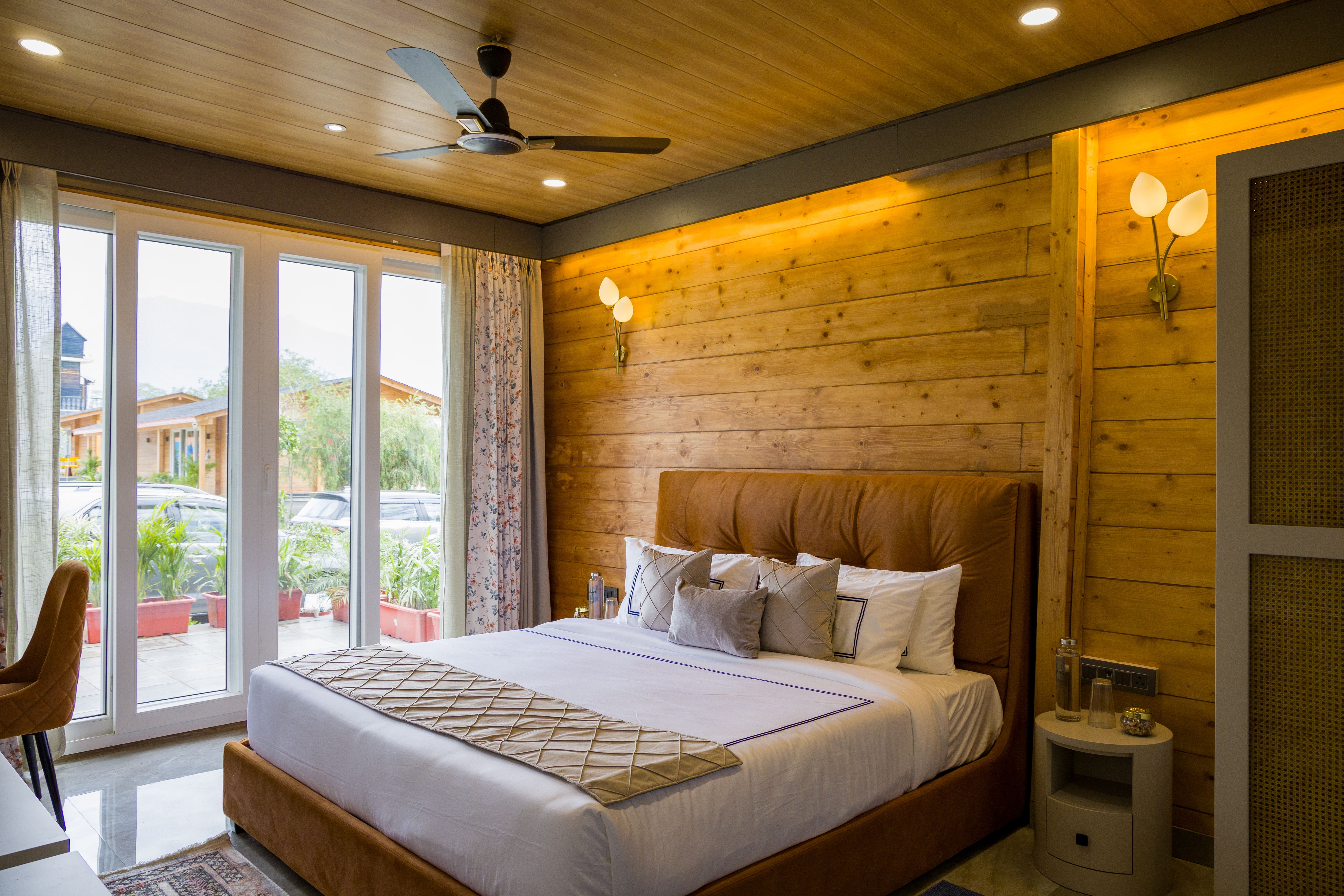 Esh Cottages Birch | Hillside 4-BHK Hideaway With Lush Garden, Common Pool, &  Gaming Zone