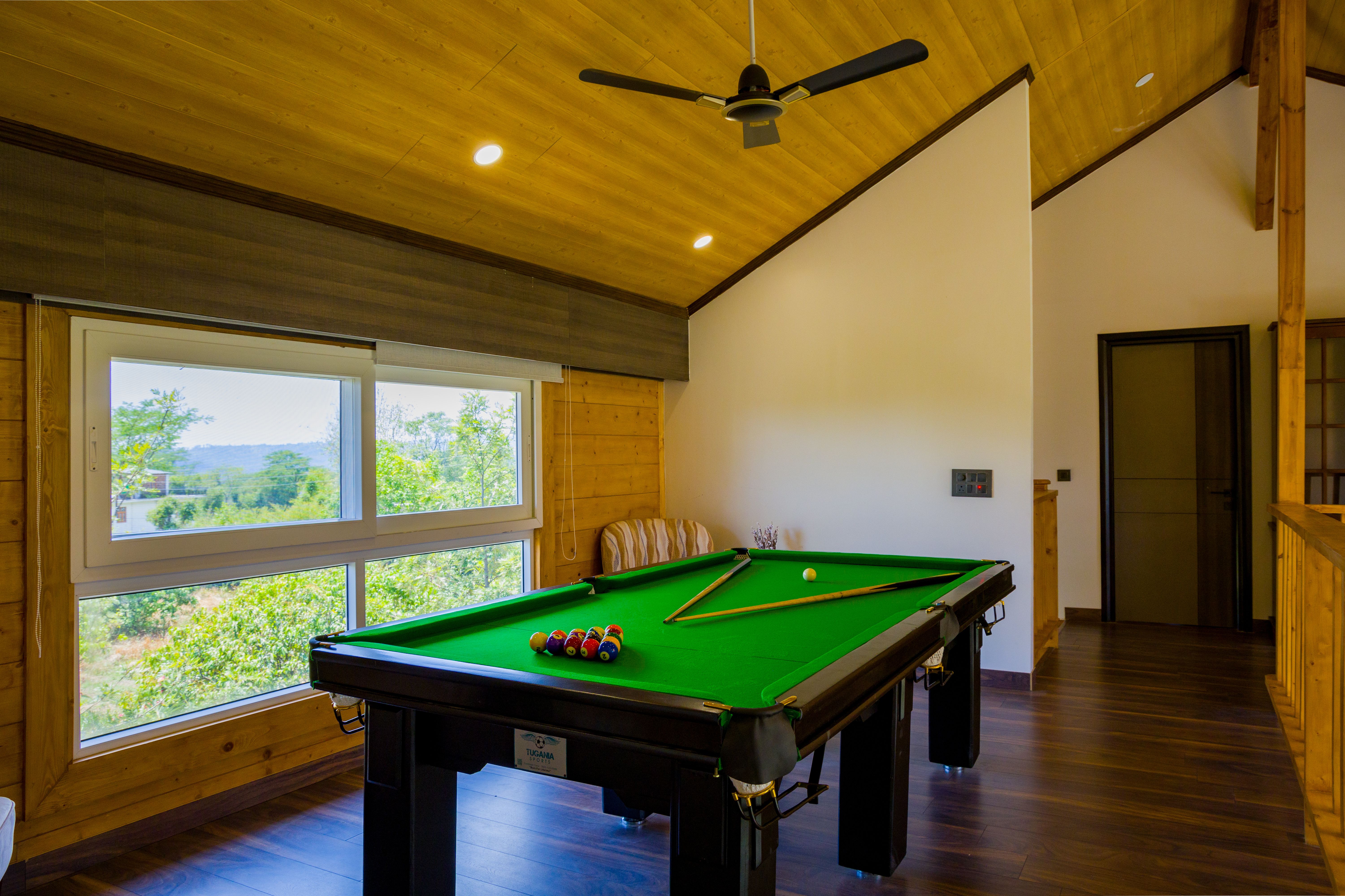 Esh Cottages Birch | Hillside 4-BHK Hideaway With Lush Garden, Common Pool, &  Gaming Zone