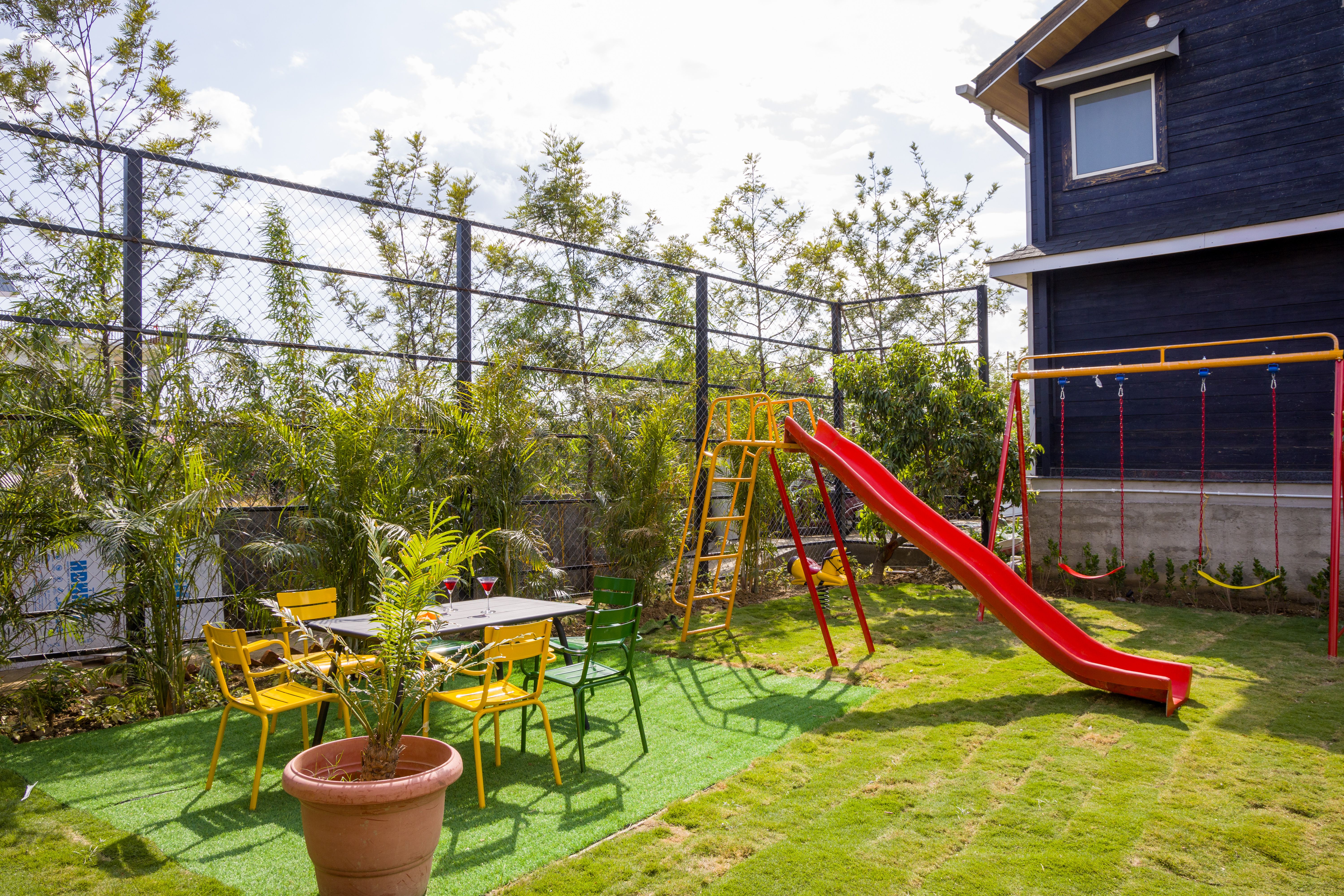 Esh Cottages Birch | Hillside 4-BHK Hideaway With Lush Garden, Common Pool, &  Gaming Zone