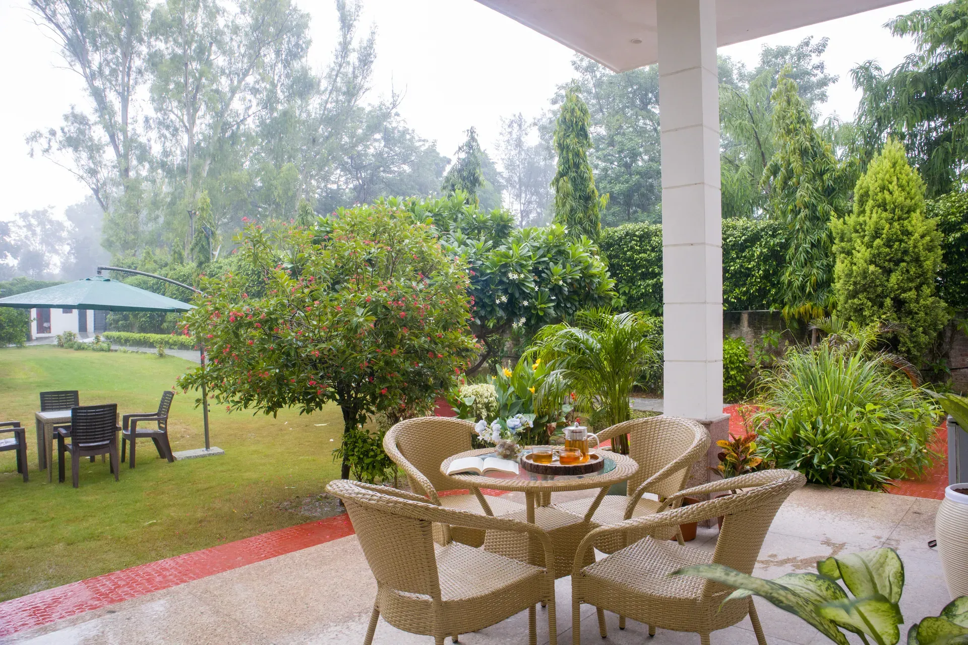 Daffodil | Pet-friendly 3-BHK Villa With Pvt Pool & Garden 