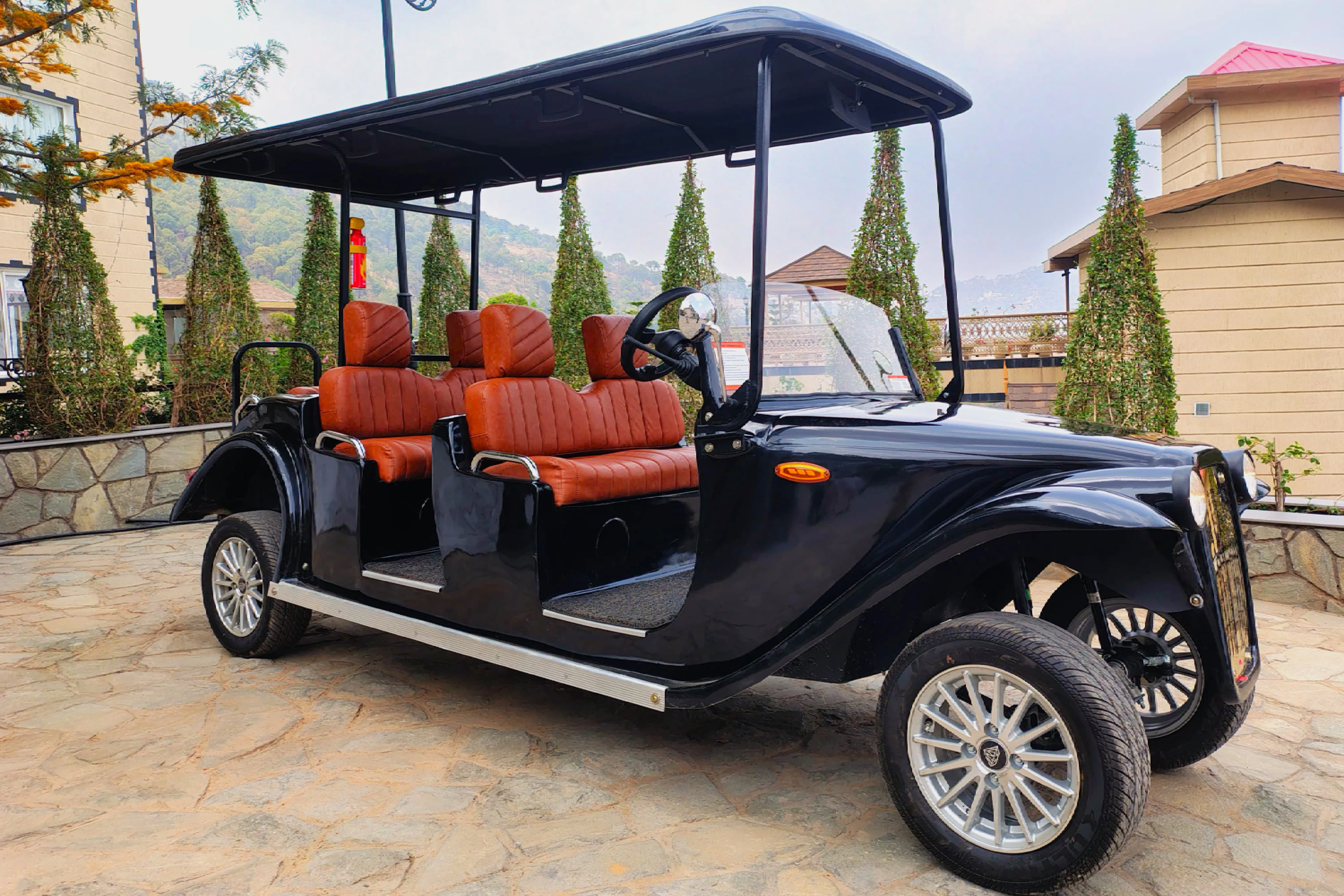 Royce Cottage, Kasauli - Golf cart
