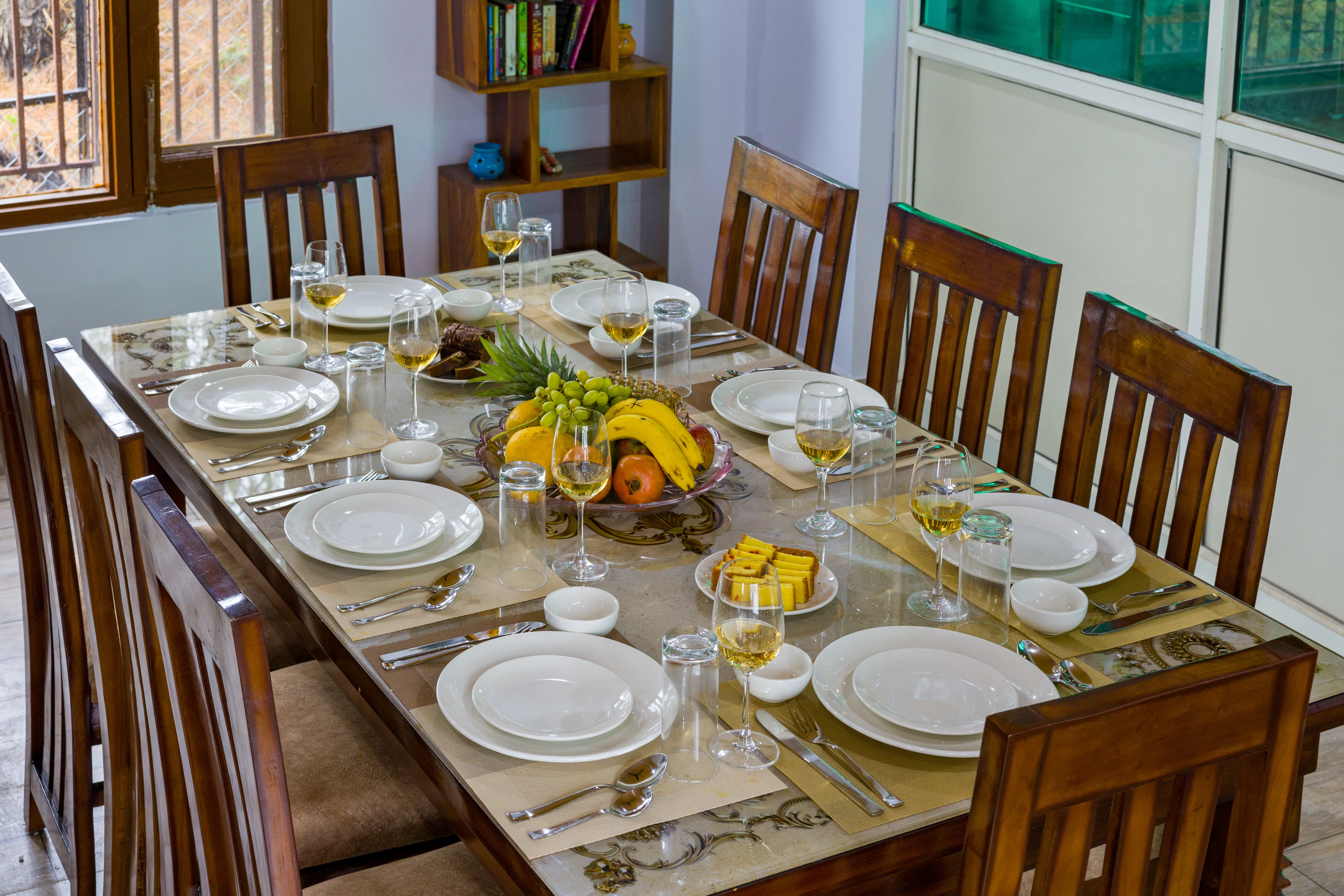 Archee’s Villa, Kasauli, Dining area