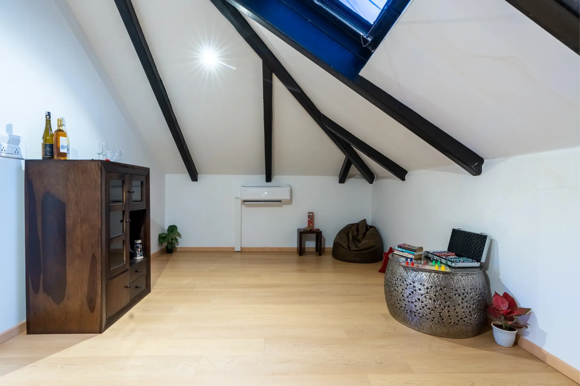 Entertainment room