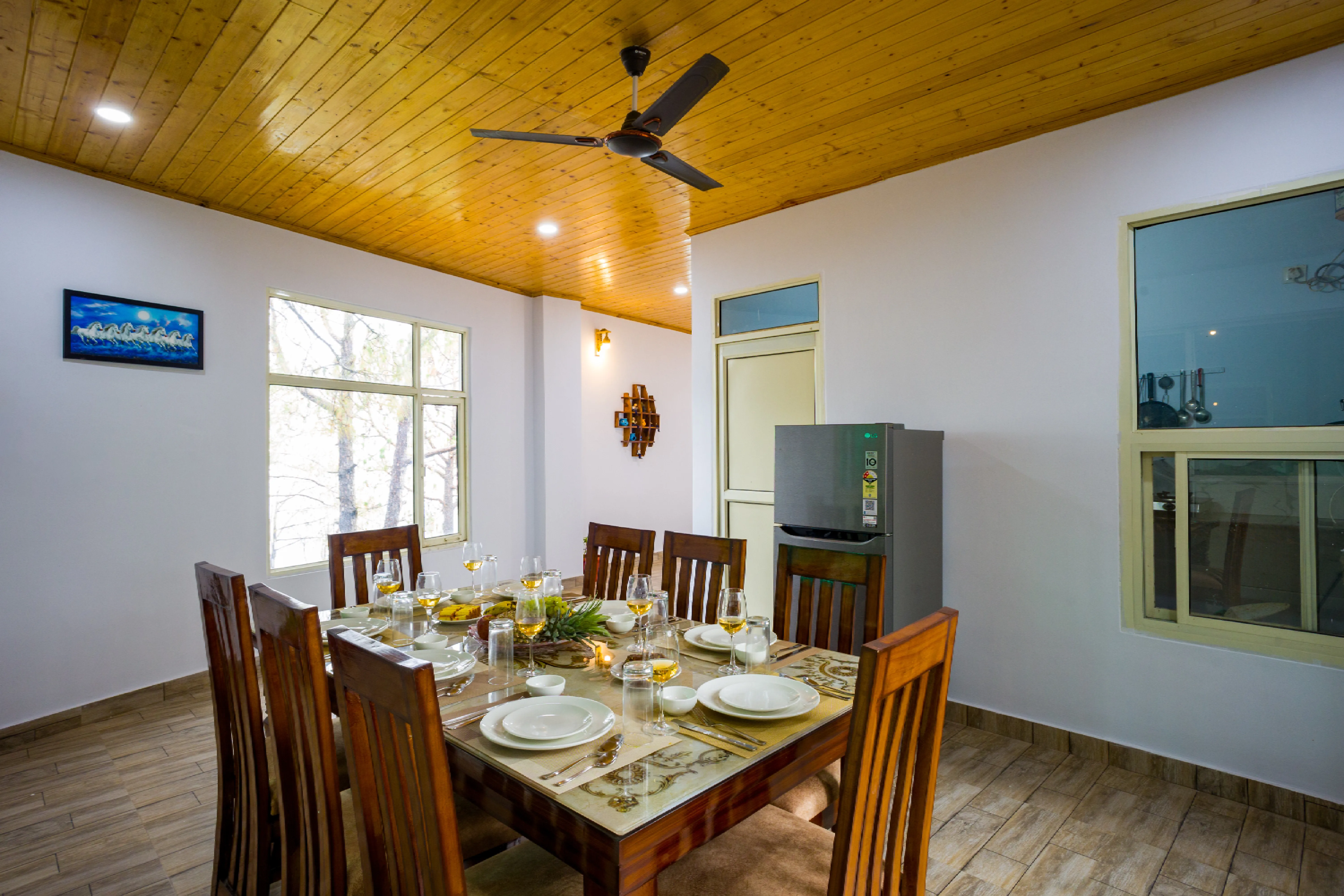 Archee’s Villa, Kasauli, Dining area