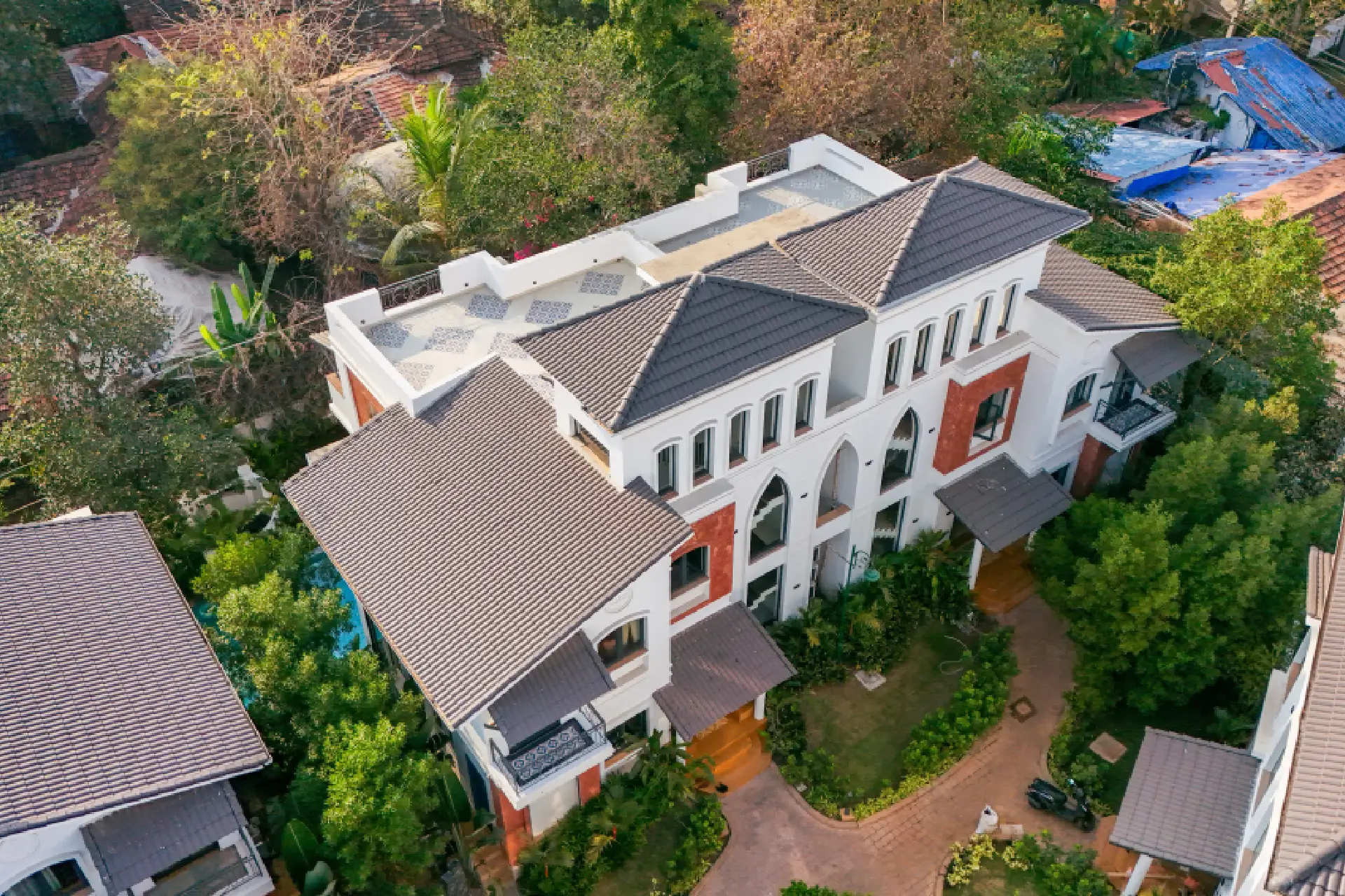 Laguna Aurelia | Luxe 4-BHK Villa Near Popular Beaches With Pvt Pool & Garden 