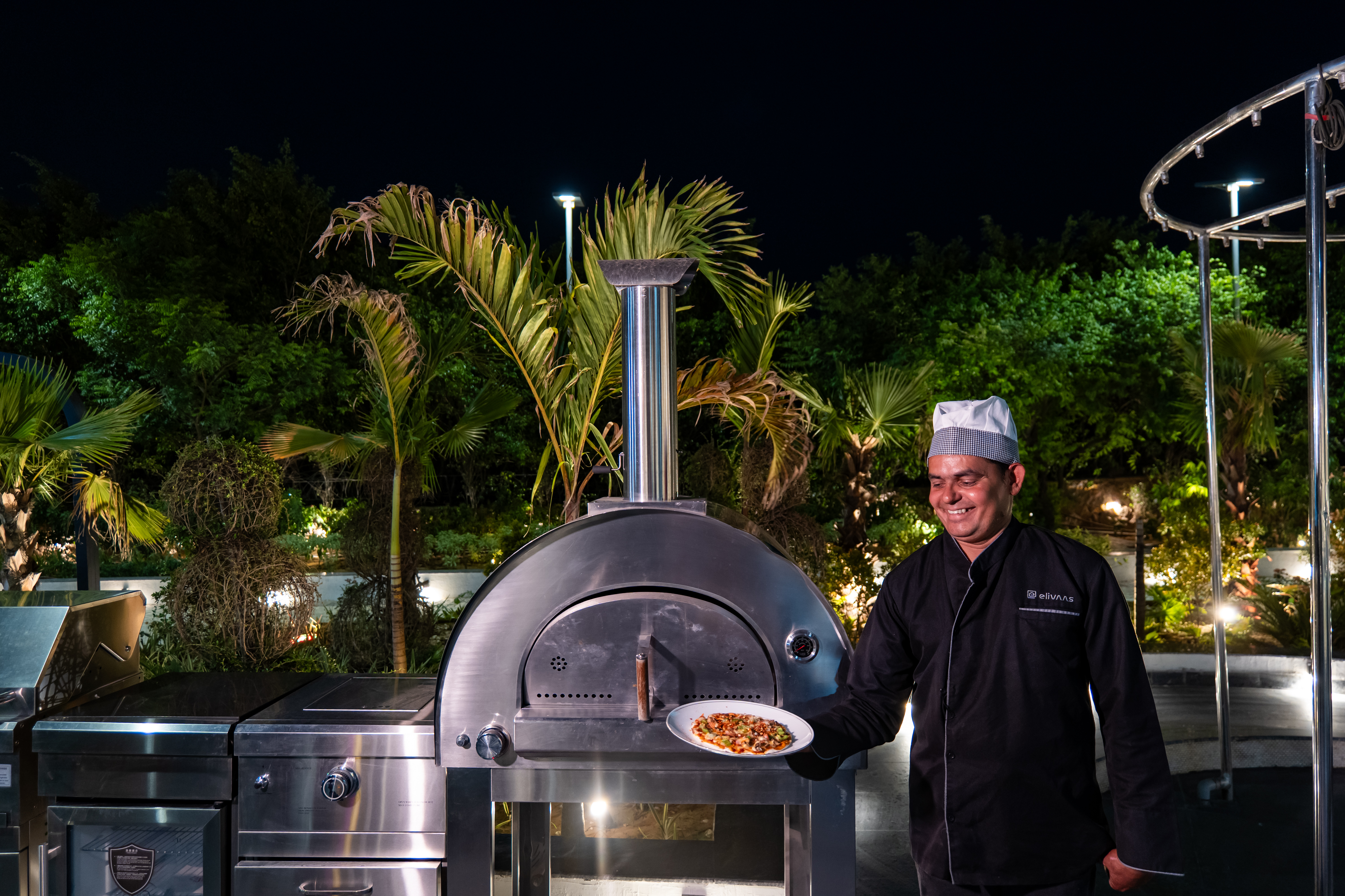 Outdoor Kitchen: The Open Palate