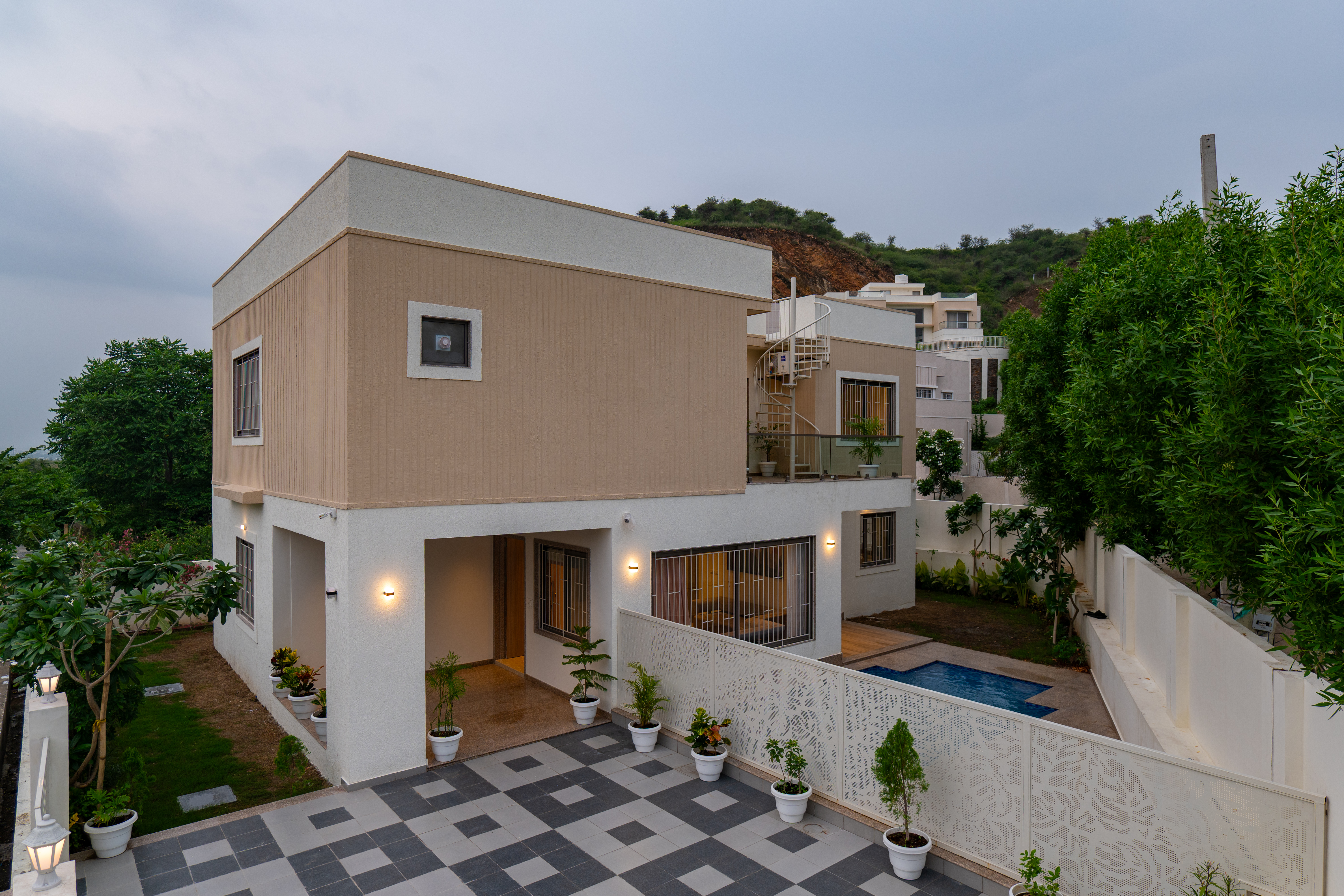 4 BHK Villa with Private Pool, Garden Sit-Out & Aravalli Hill Views — photo 35