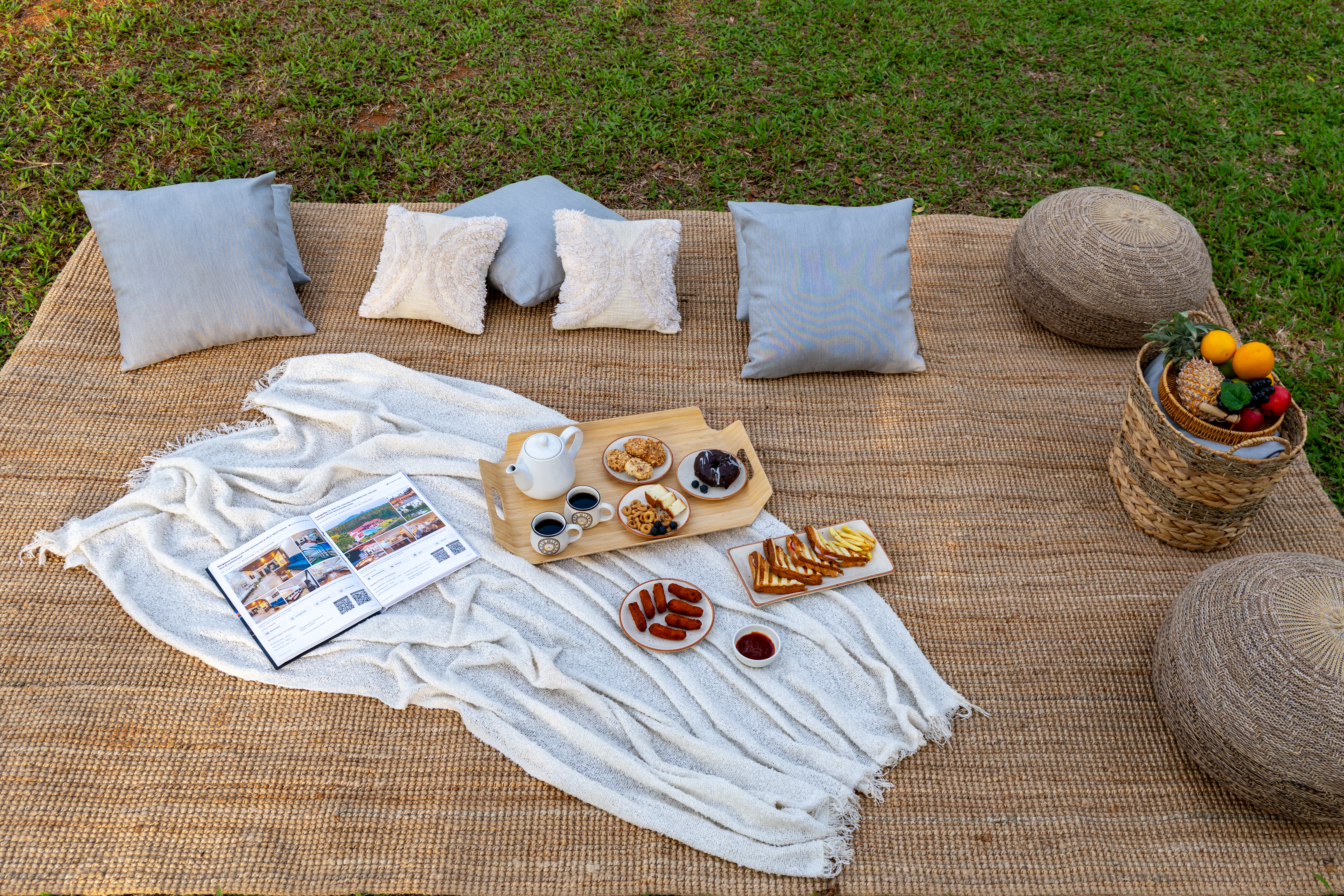 Pet-Friendly 3 BHK Farm Villa with Open-Air Movie Lounge, Fire Pit, Cabana & Landscaped Garden — photo 7
