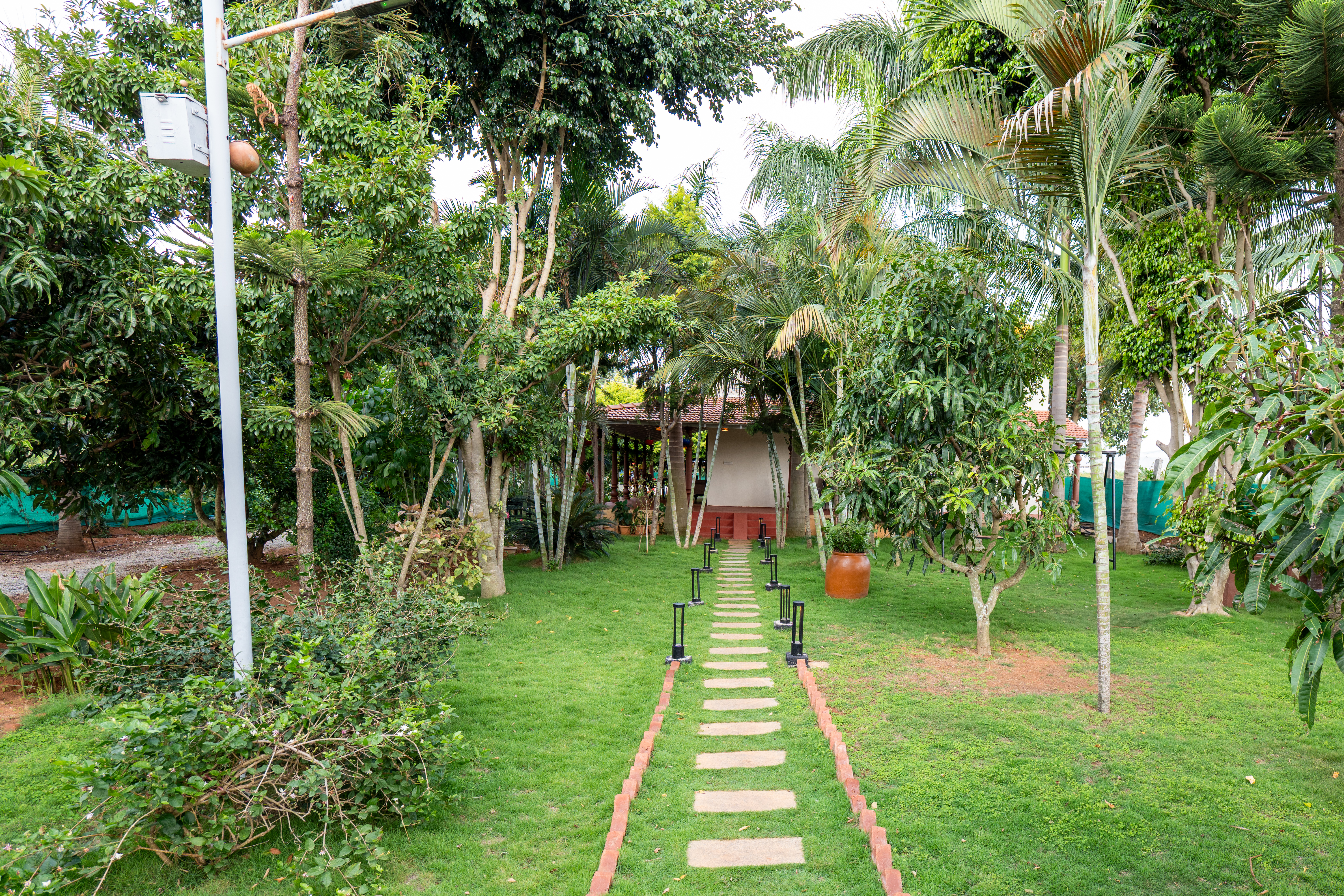 Pet-friendly 2-BHK Villa With Lush Garden, Private Pool & Open Dining | Close to Nandi Hills — photo 17