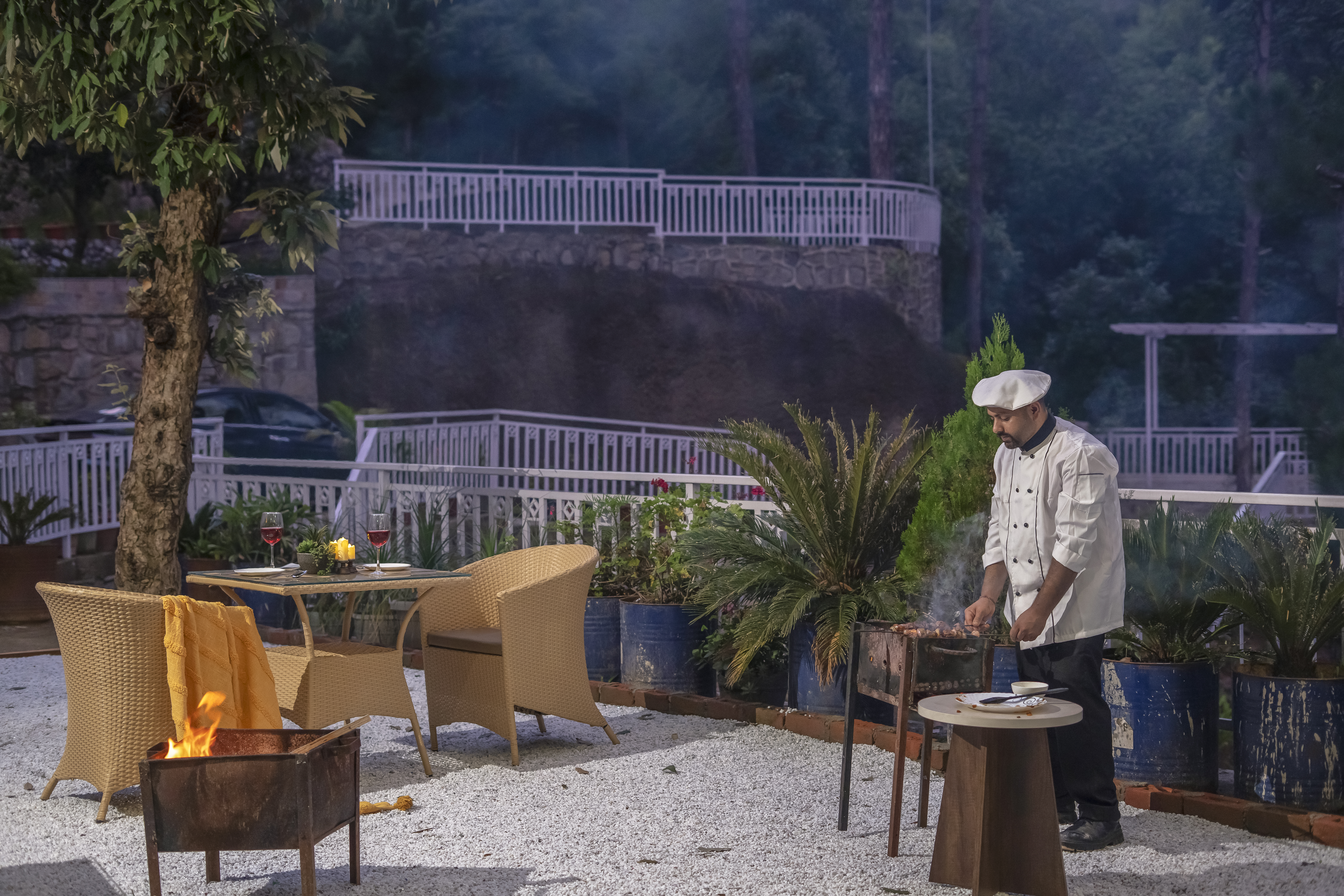 Pet-friendly 2-BHK Retreat with Patio & Restro | Near Ashwani Khad Waterfall — photo 35