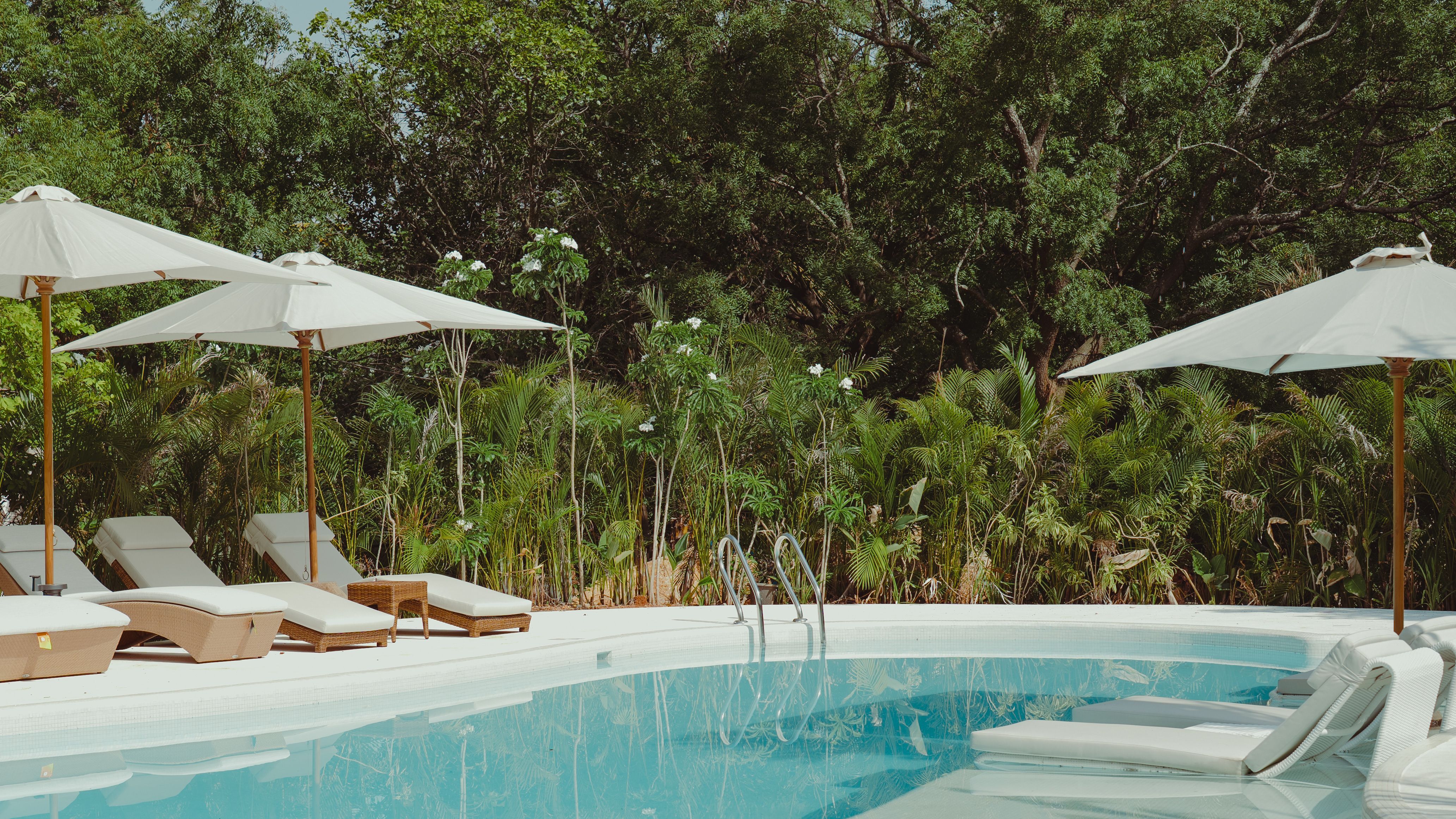 Shared swimming pool