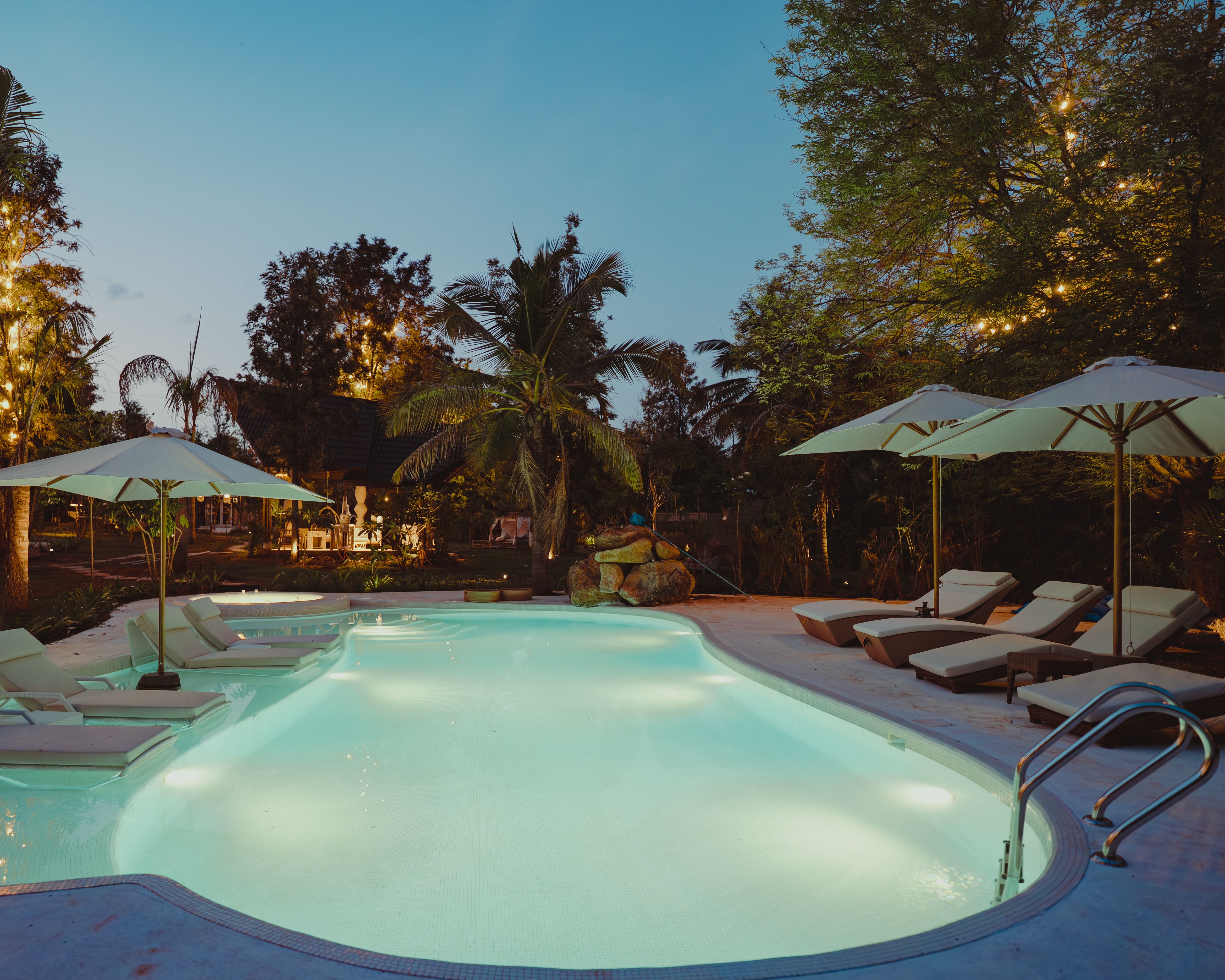 Shared swimming pool