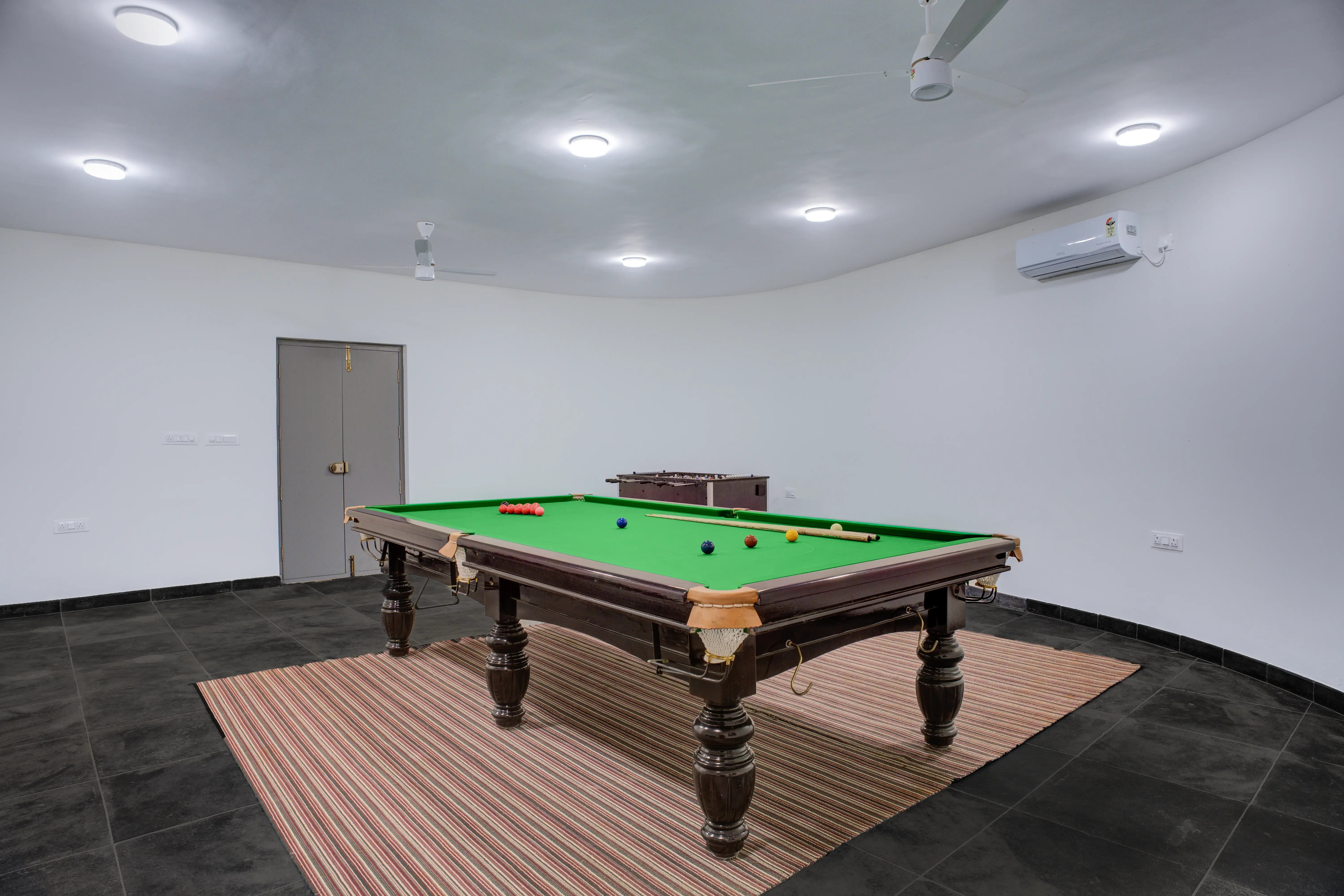 Urvi Terra Luxe Suite, Bangalore - Common games zone