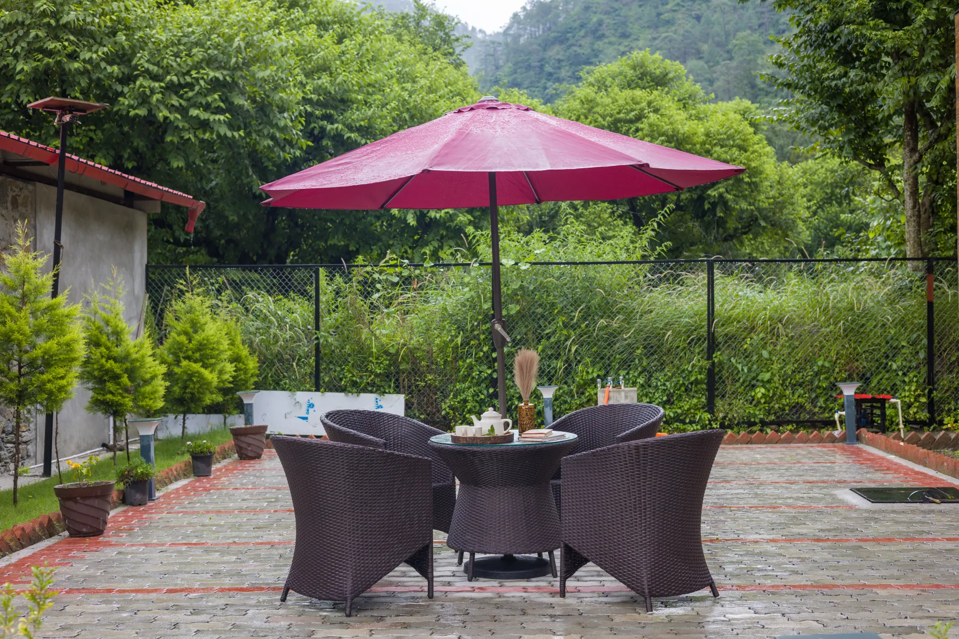 Outdoor sitting area